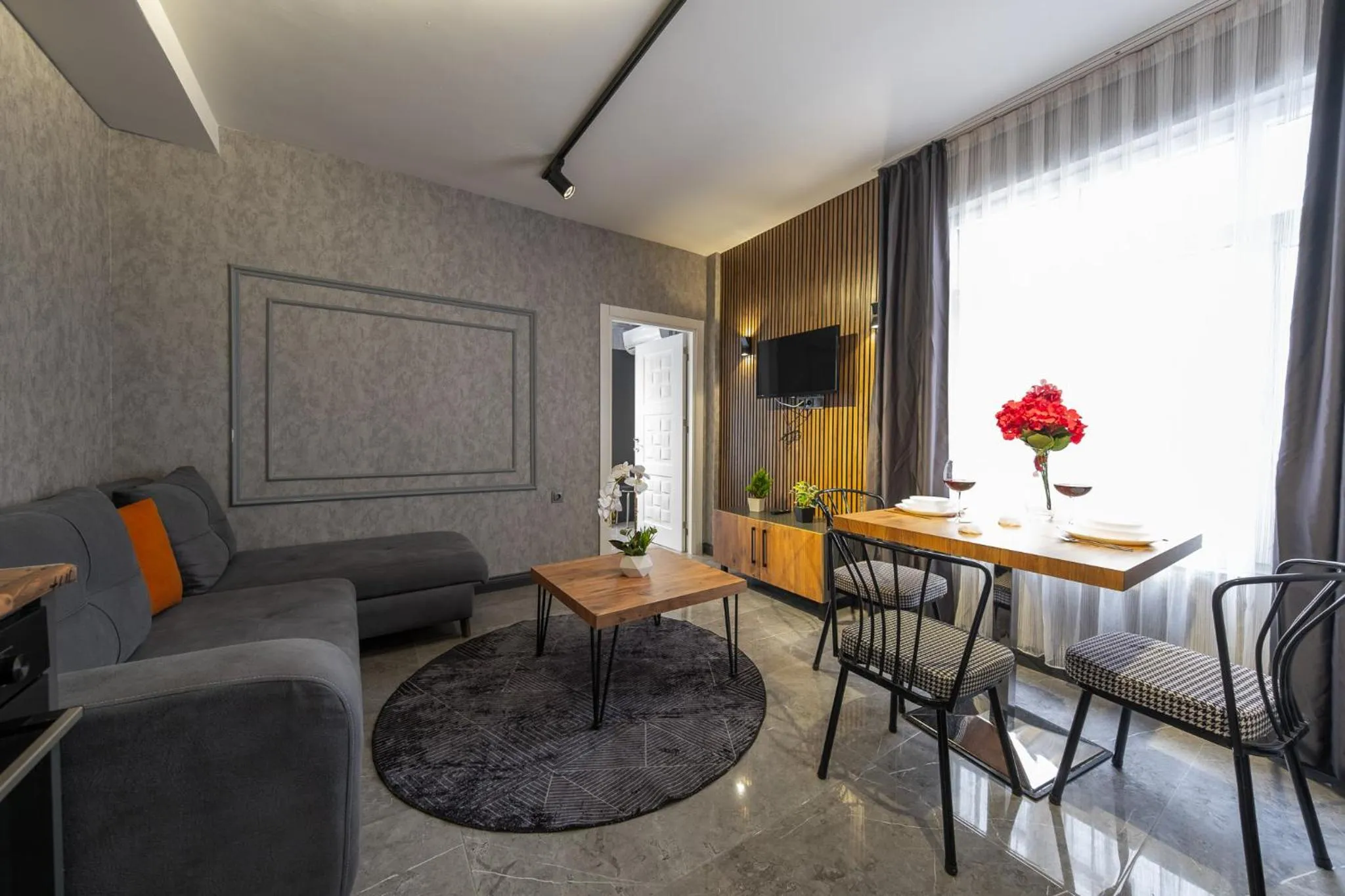 Living room in Mrt Suites Lara