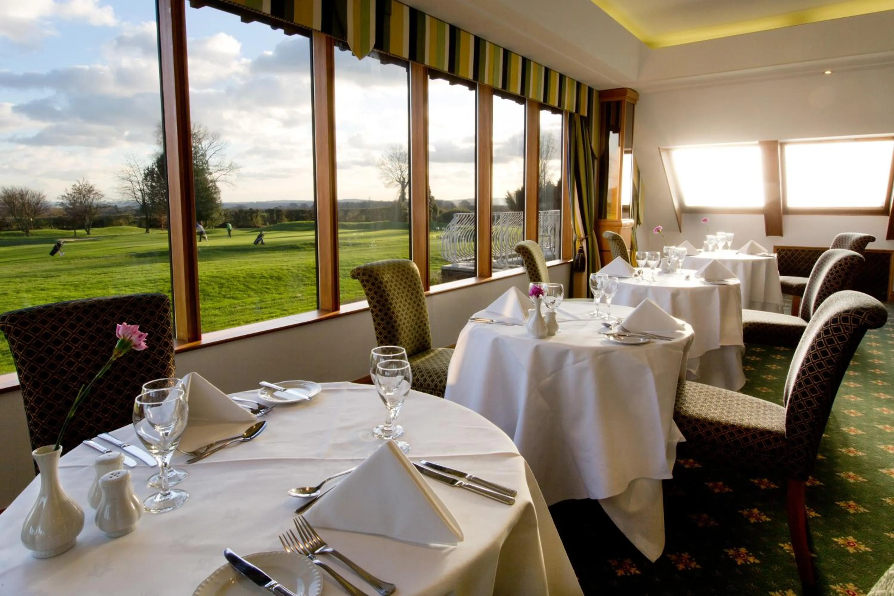 Restaurant/places to eat in Dale Hill Hotel