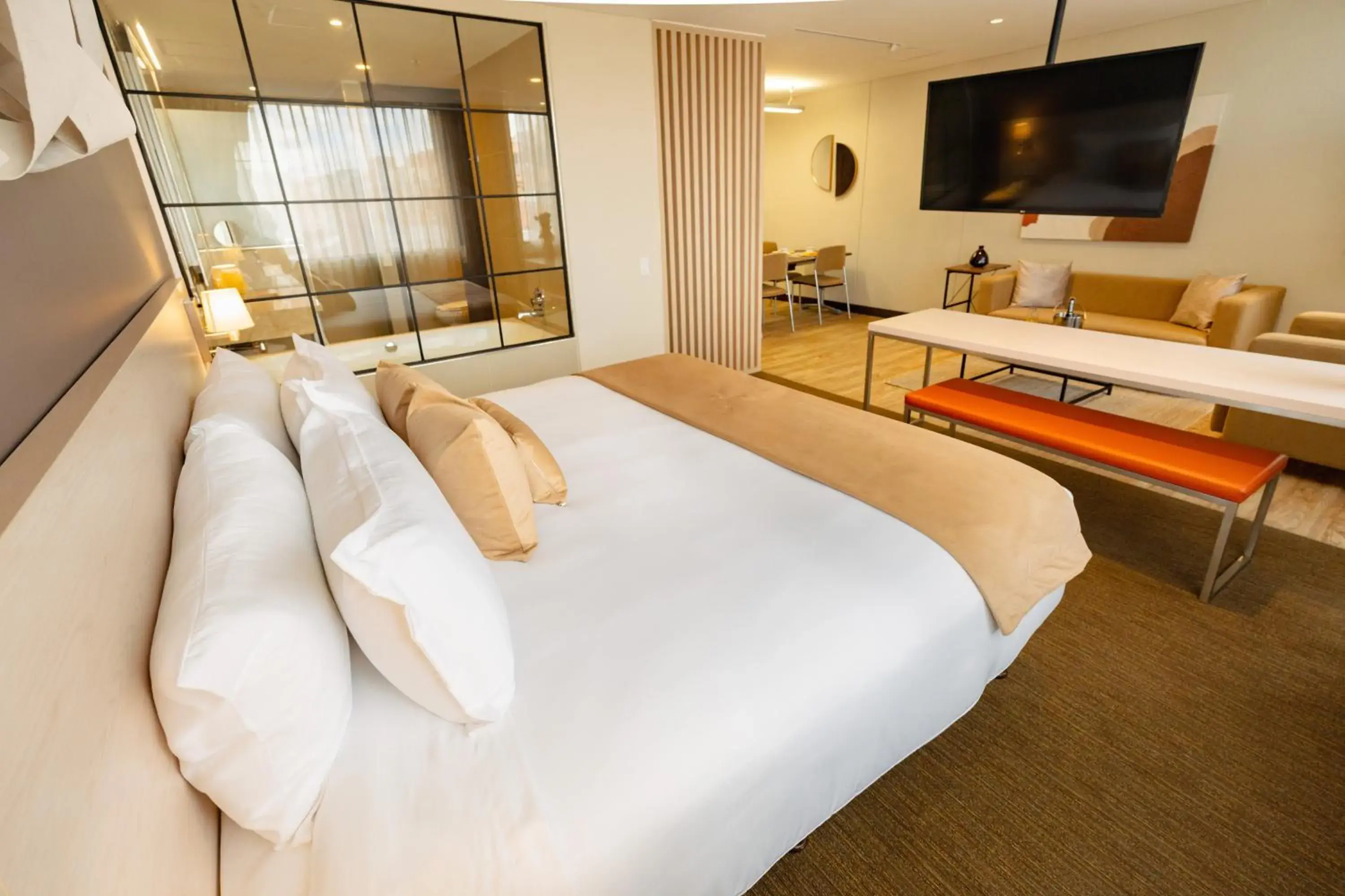 Deluxe Suite in Liv Zona G Hotel By Sarasti Deluxe Suite in Liv Zona G Hotel By Sarasti