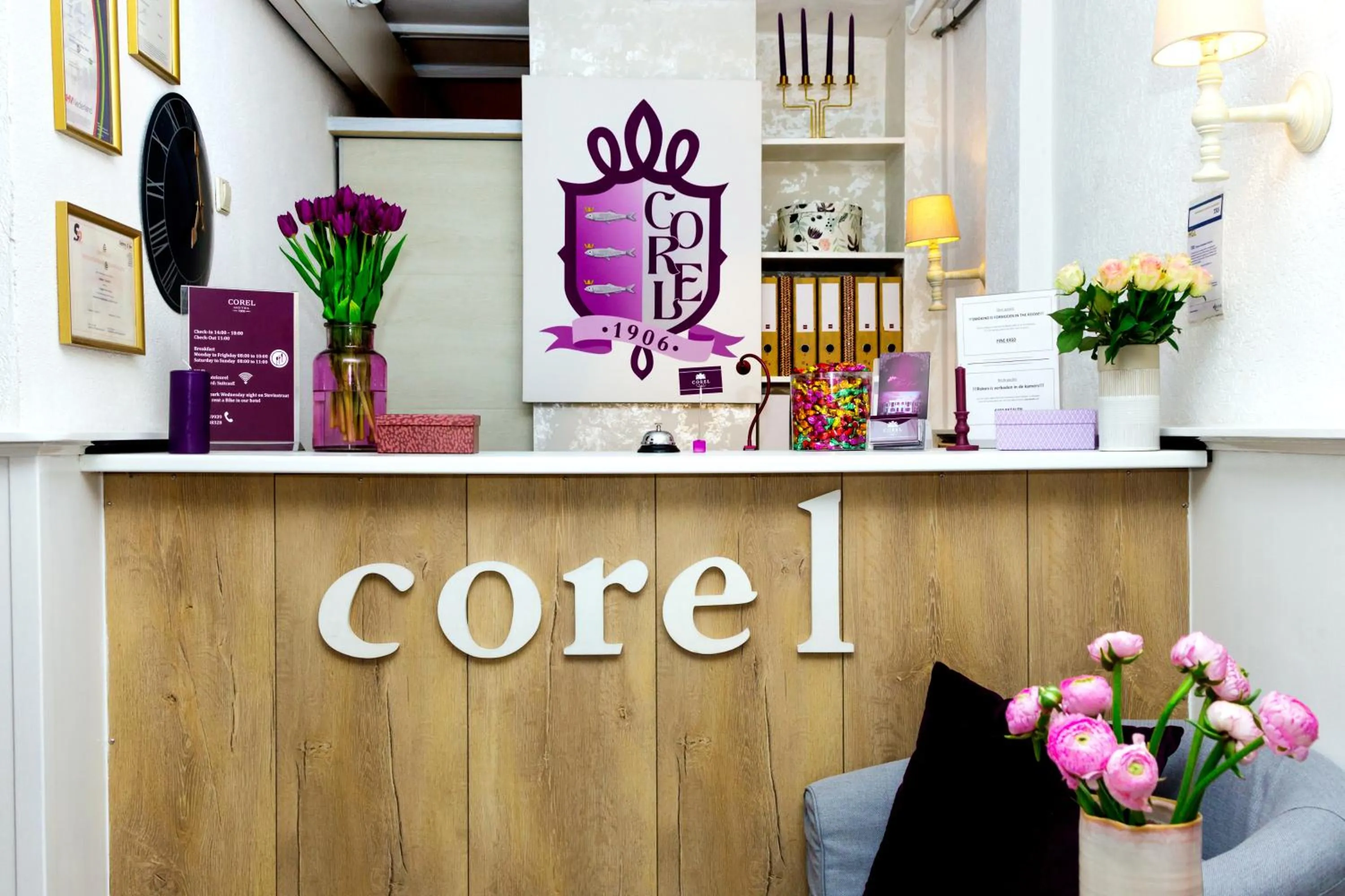 Lobby or reception in Hotel Corel