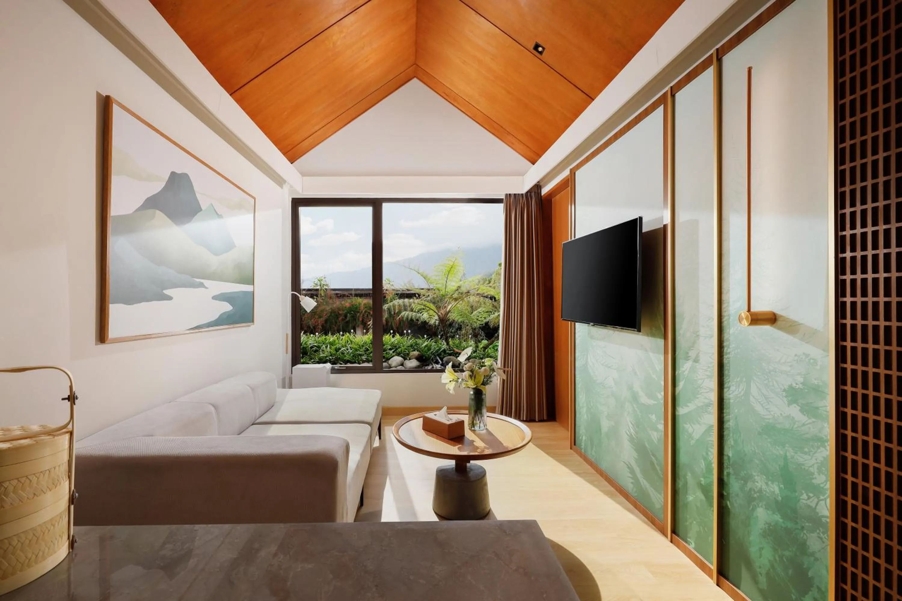 Communal lounge/ TV room, Bed in Dusun Bedugul Asri