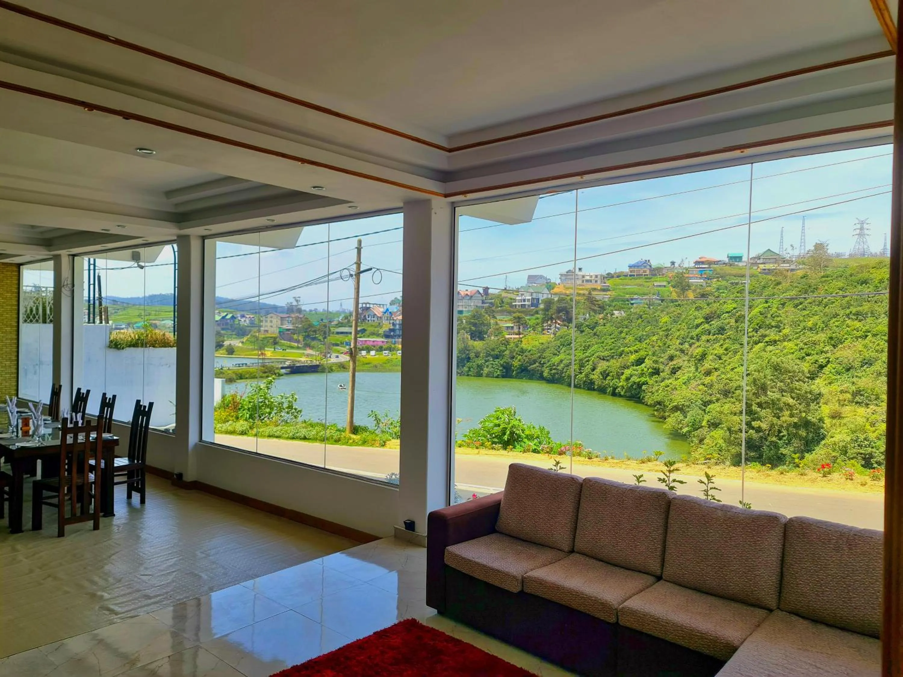 Restaurant/places to eat in Top Rich Hotel Nuwara Eliya