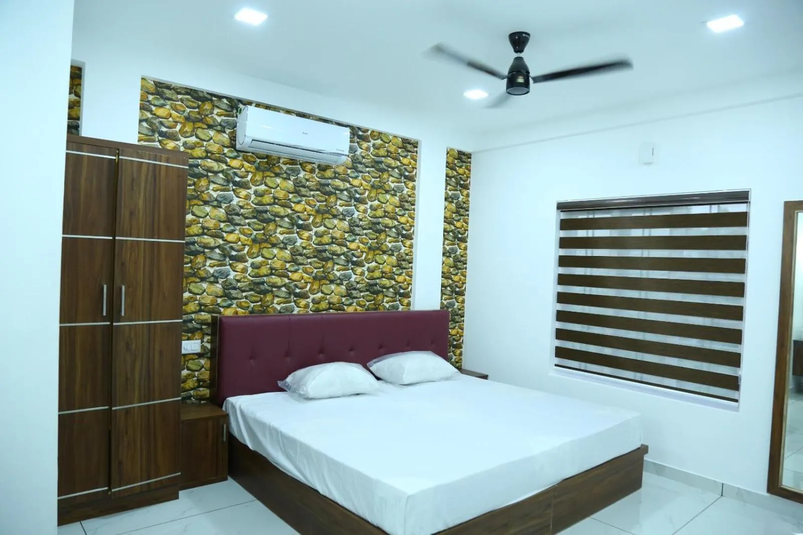 Bed in Kurianplackal Residency