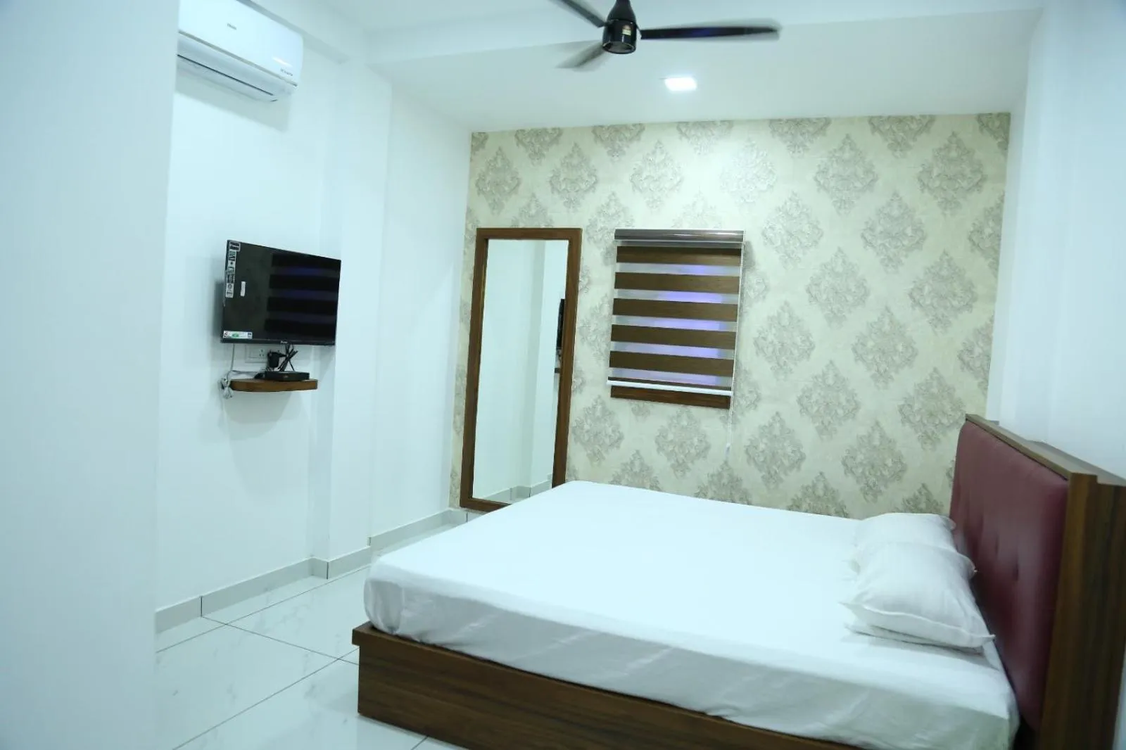 Bed in Kurianplackal Residency