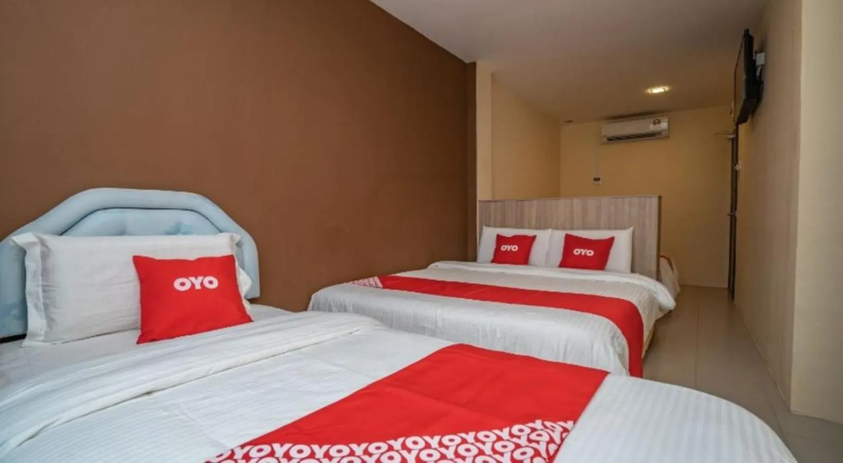 Bed in Hotel The Island