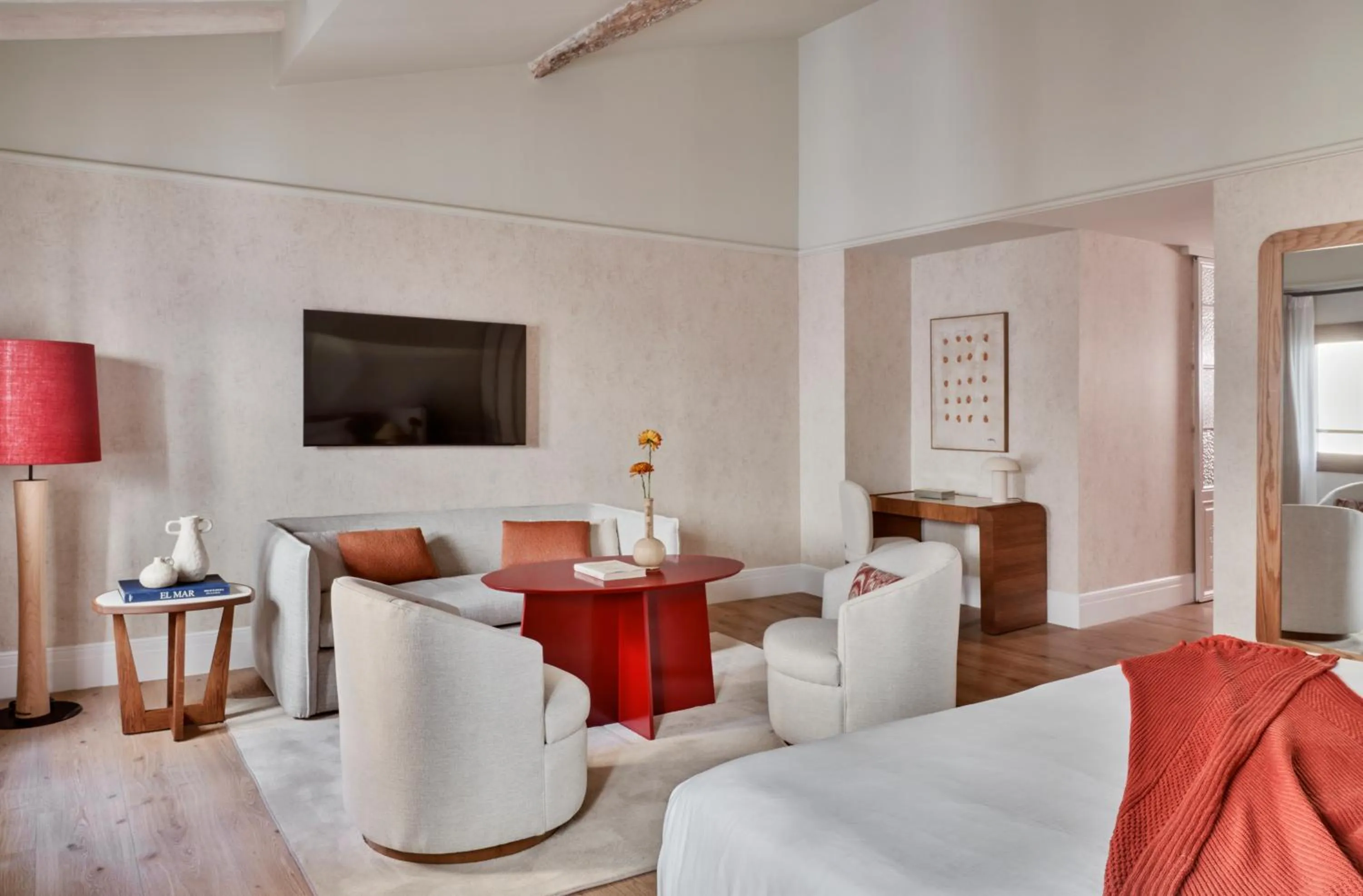 TV and multimedia in Boutique Hotel Posada Terra Santa