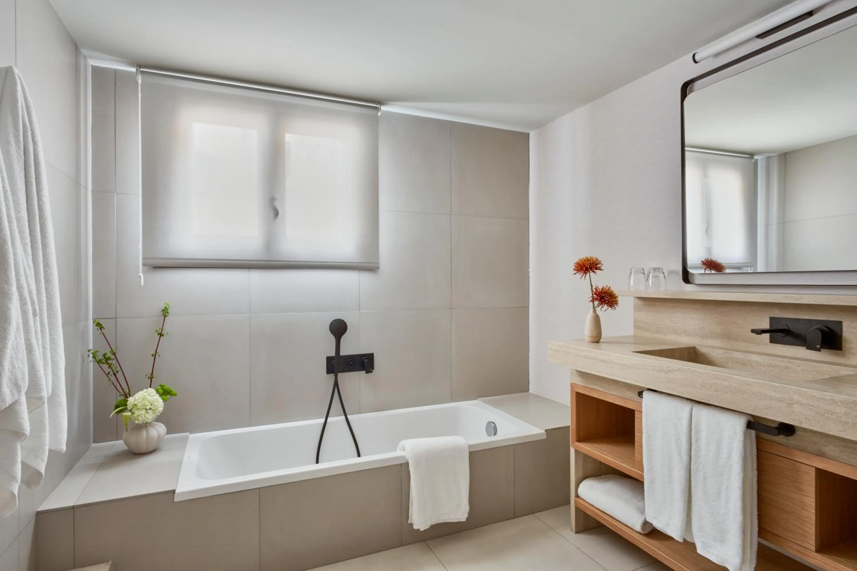 Bath in Boutique Hotel Posada Terra Santa