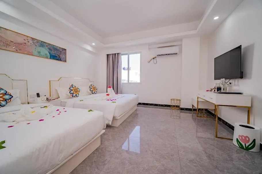 Bed in Bohol Dolphin Bay Resort