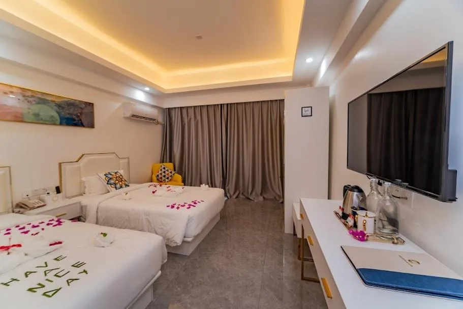 Bed in Bohol Dolphin Bay Resort