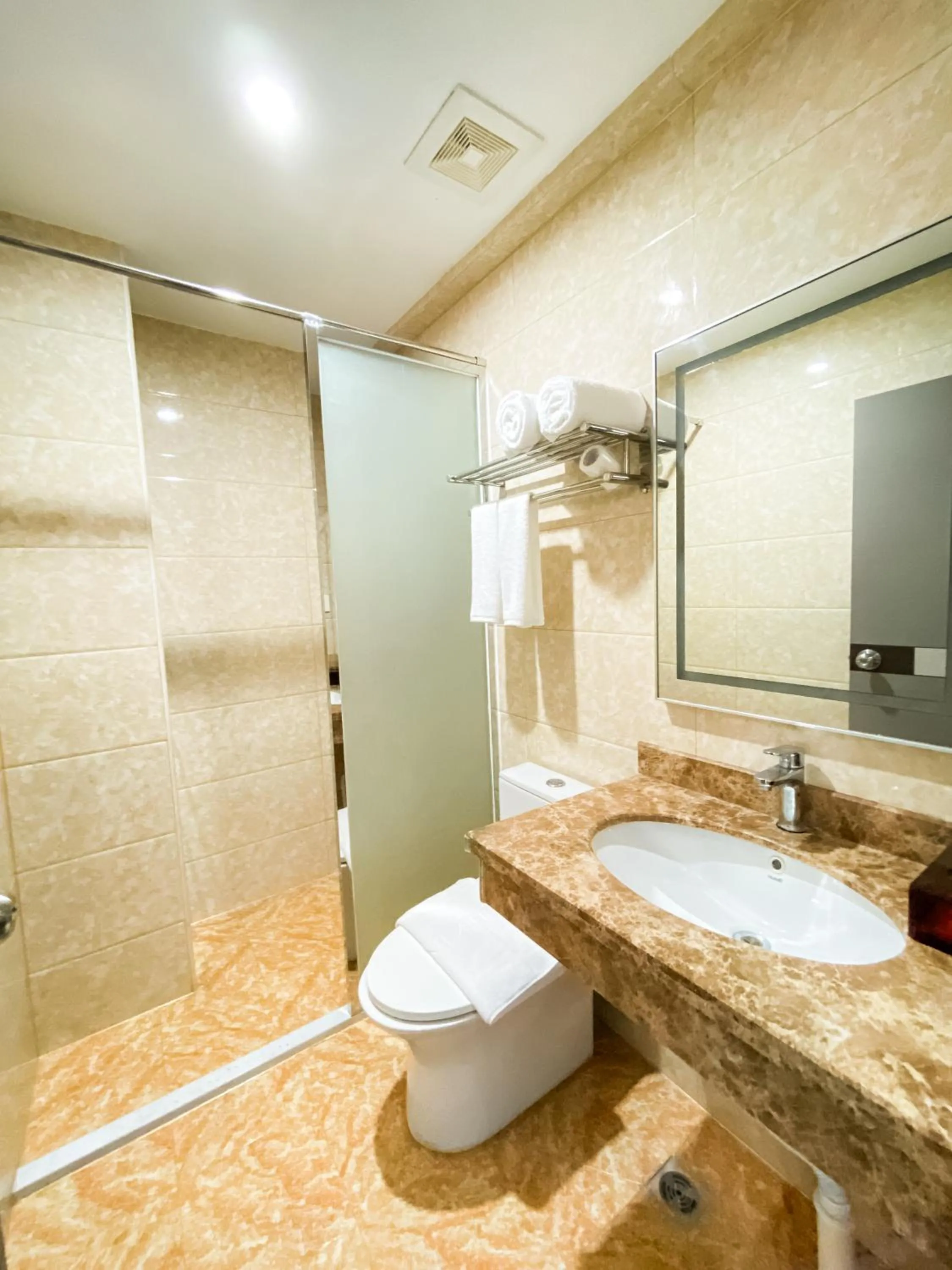 Bathroom in Bohol Dolphin Bay Resort