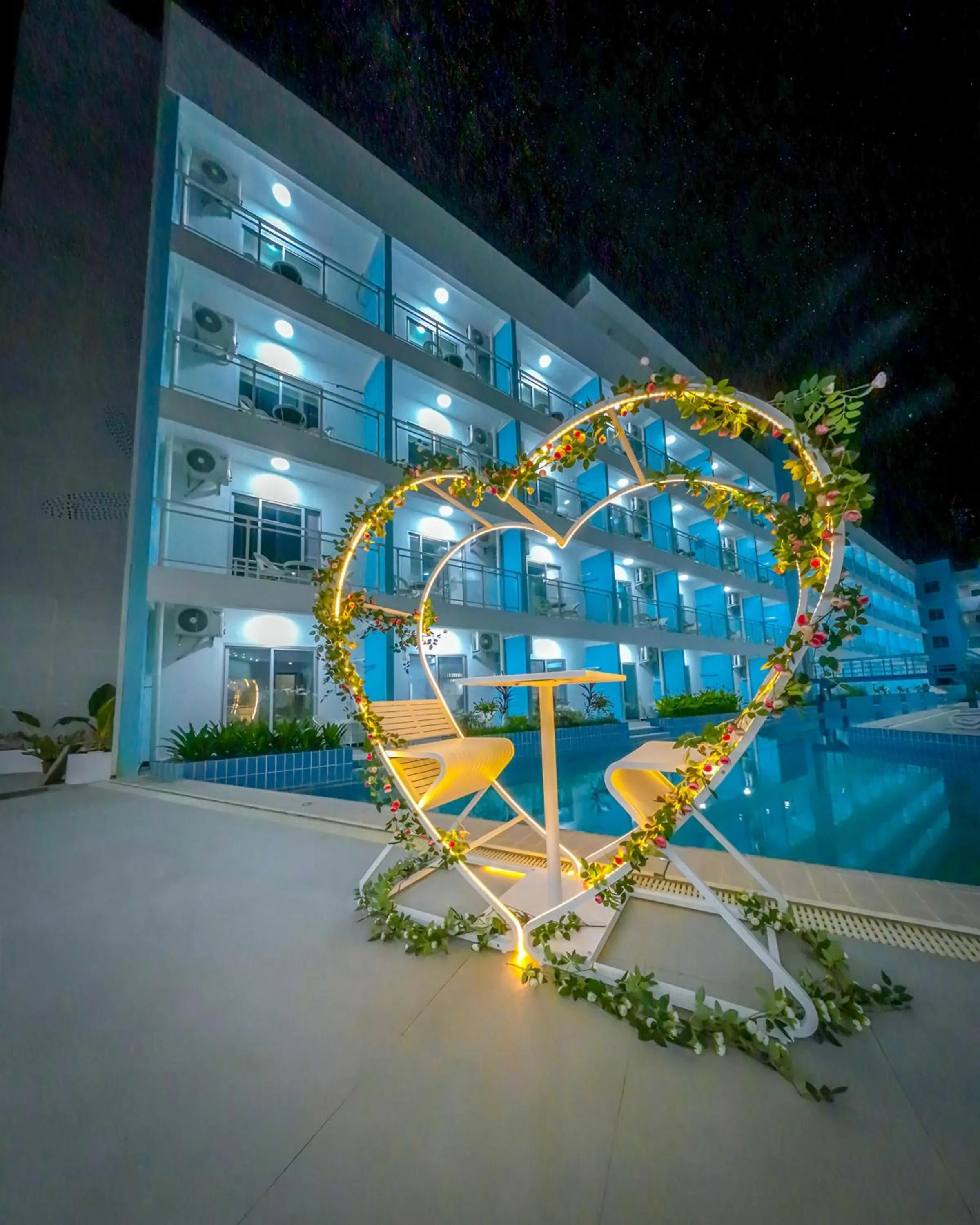 Night in Bohol Dolphin Bay Resort