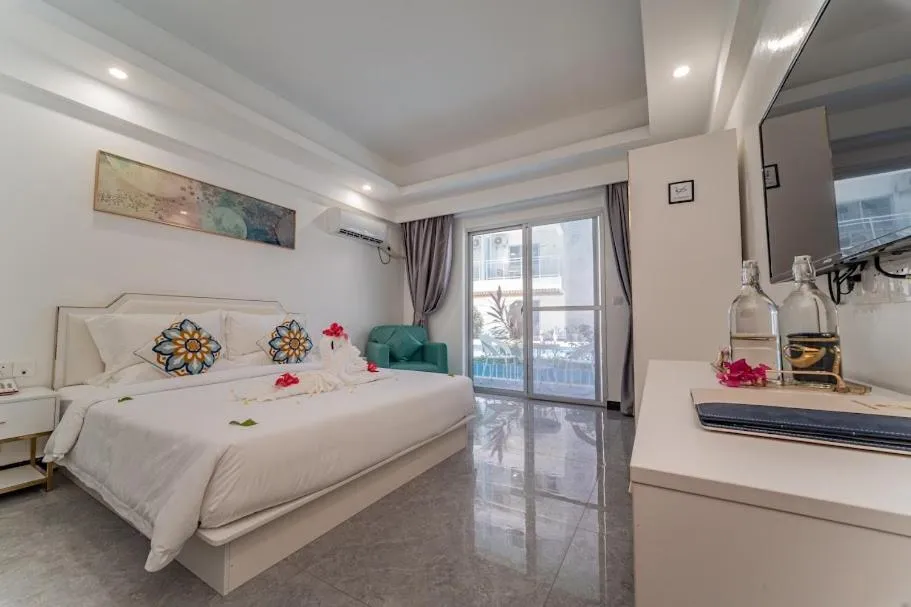 Bed in Bohol Dolphin Bay Resort