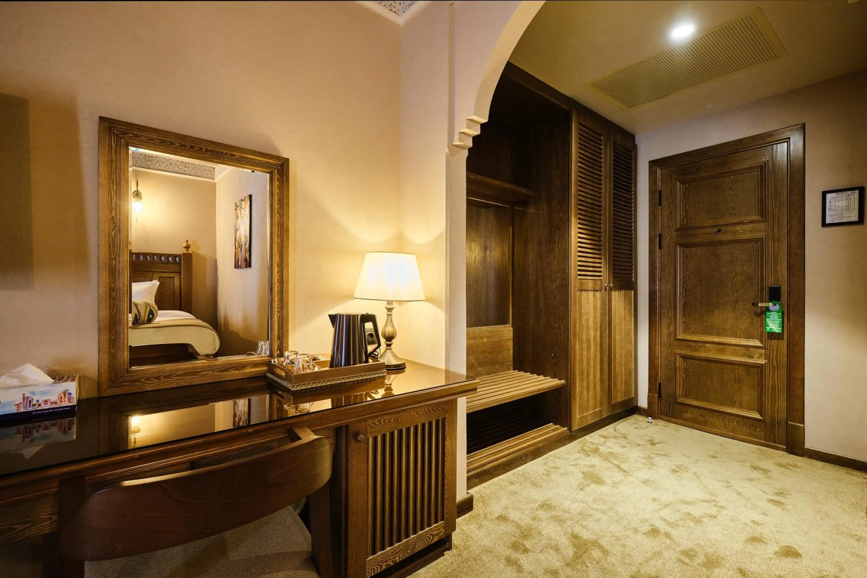 Photo of the whole room, Bed in Kosh Havuz boutique hotel