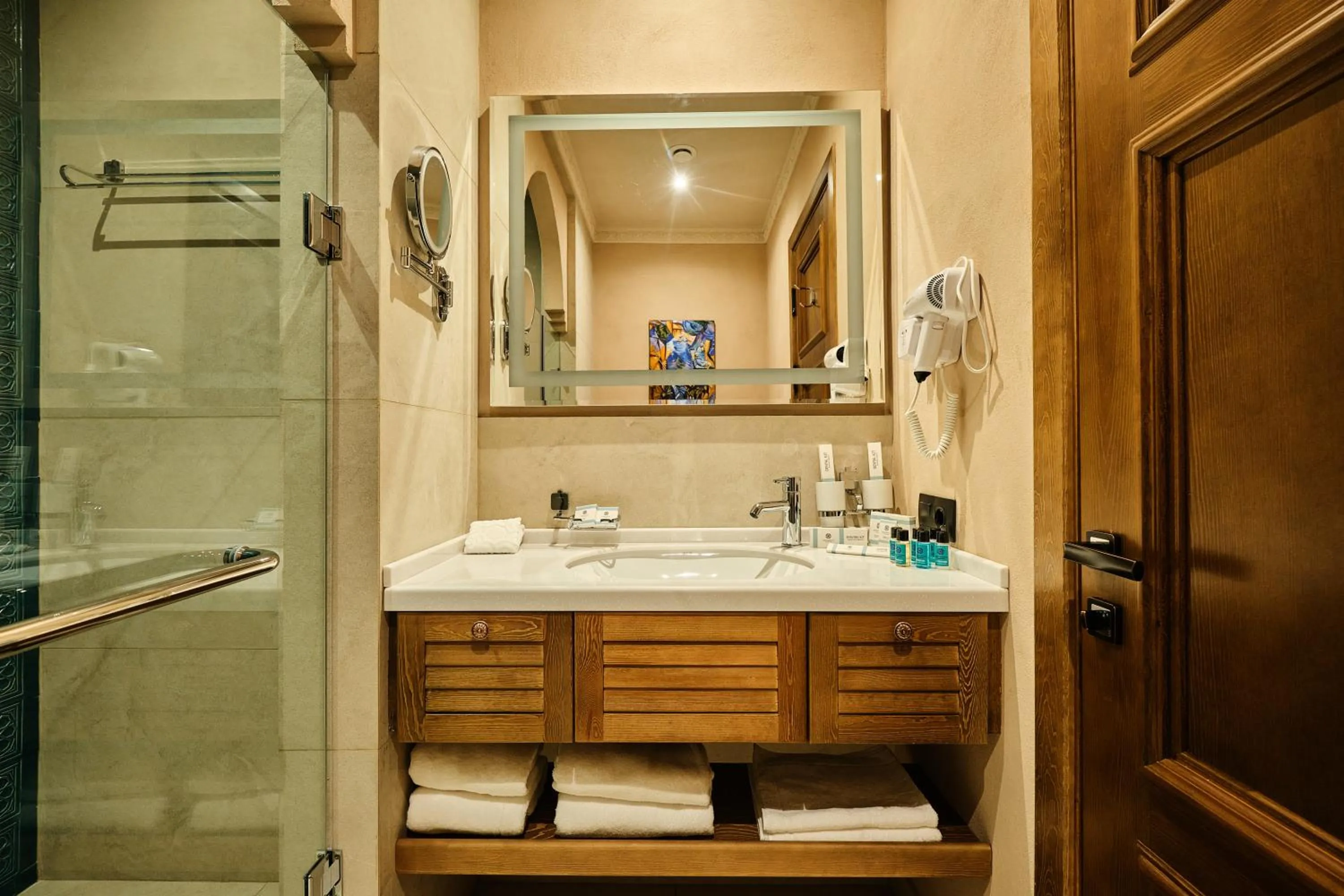 Shower in Kosh Havuz boutique hotel