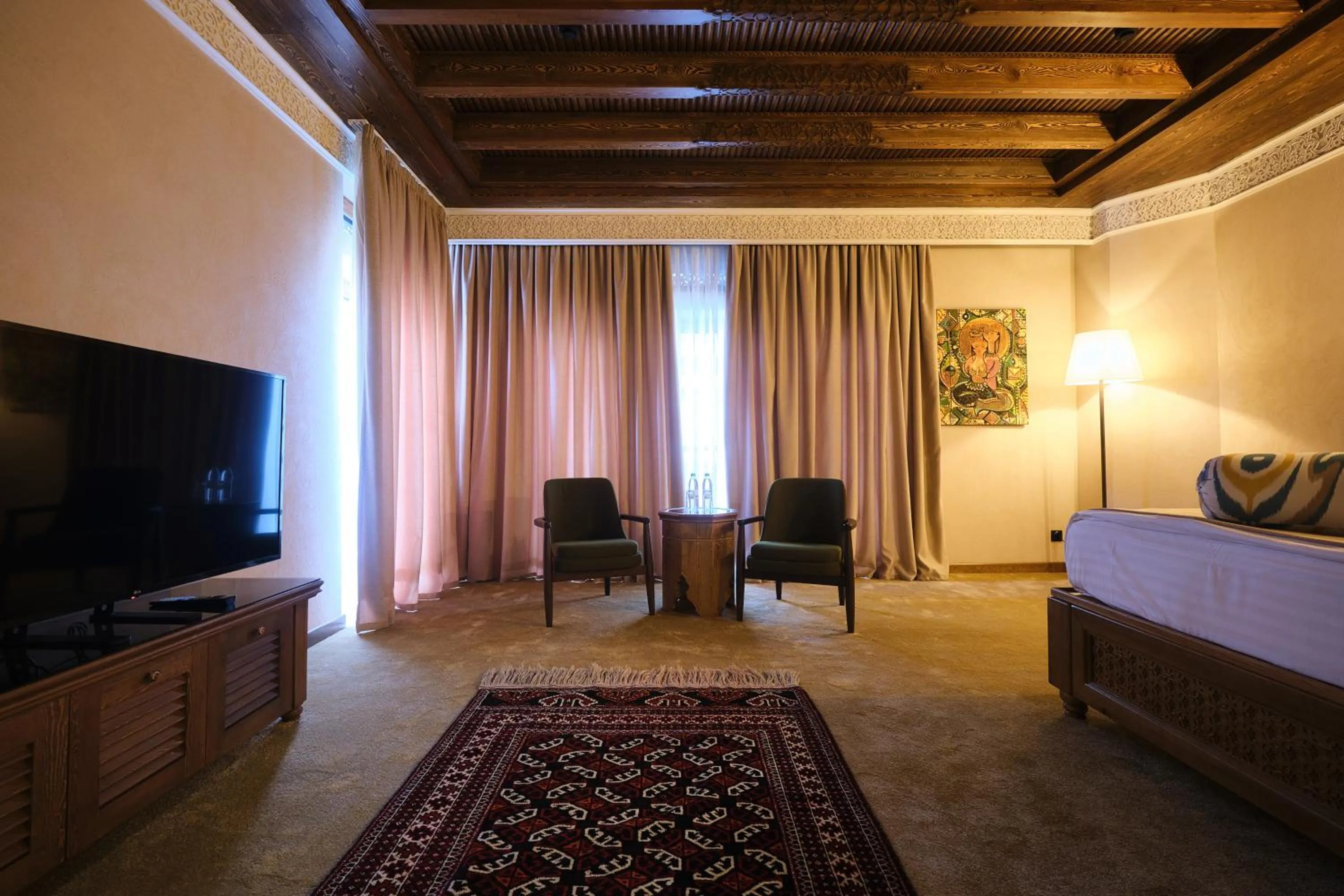 Photo of the whole room, Bed in Kosh Havuz boutique hotel