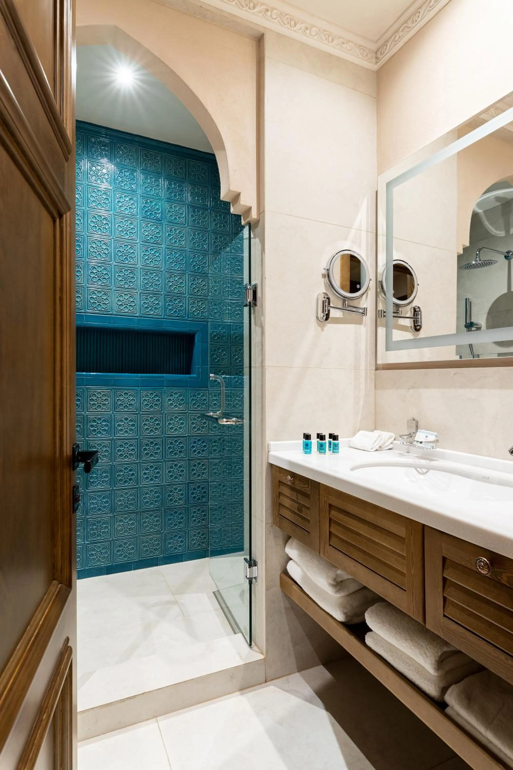 Shower in Kosh Havuz boutique hotel