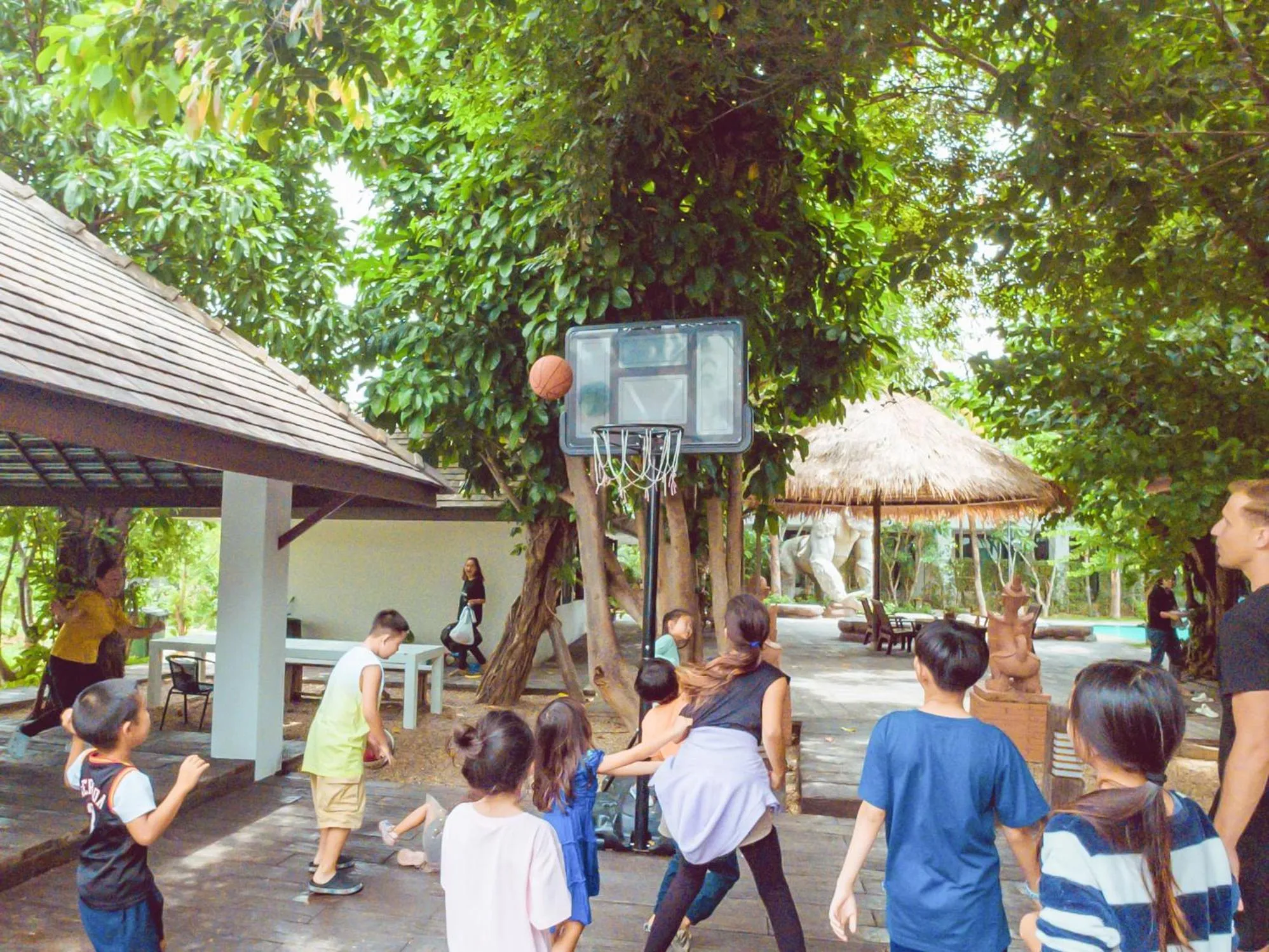 Children play ground in Beaver Club Homestay