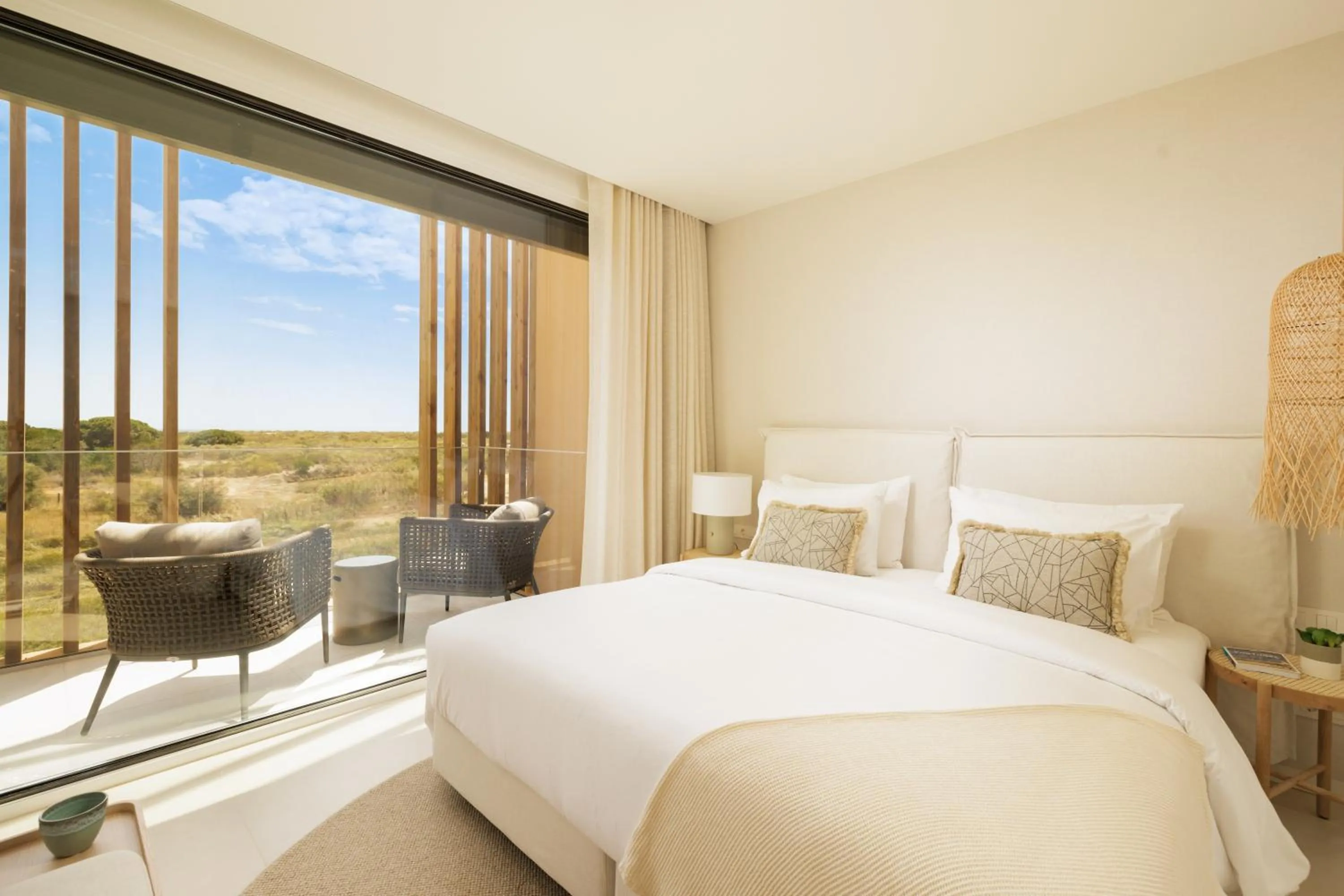 View (from property/room), Bed in Verdelago Resort