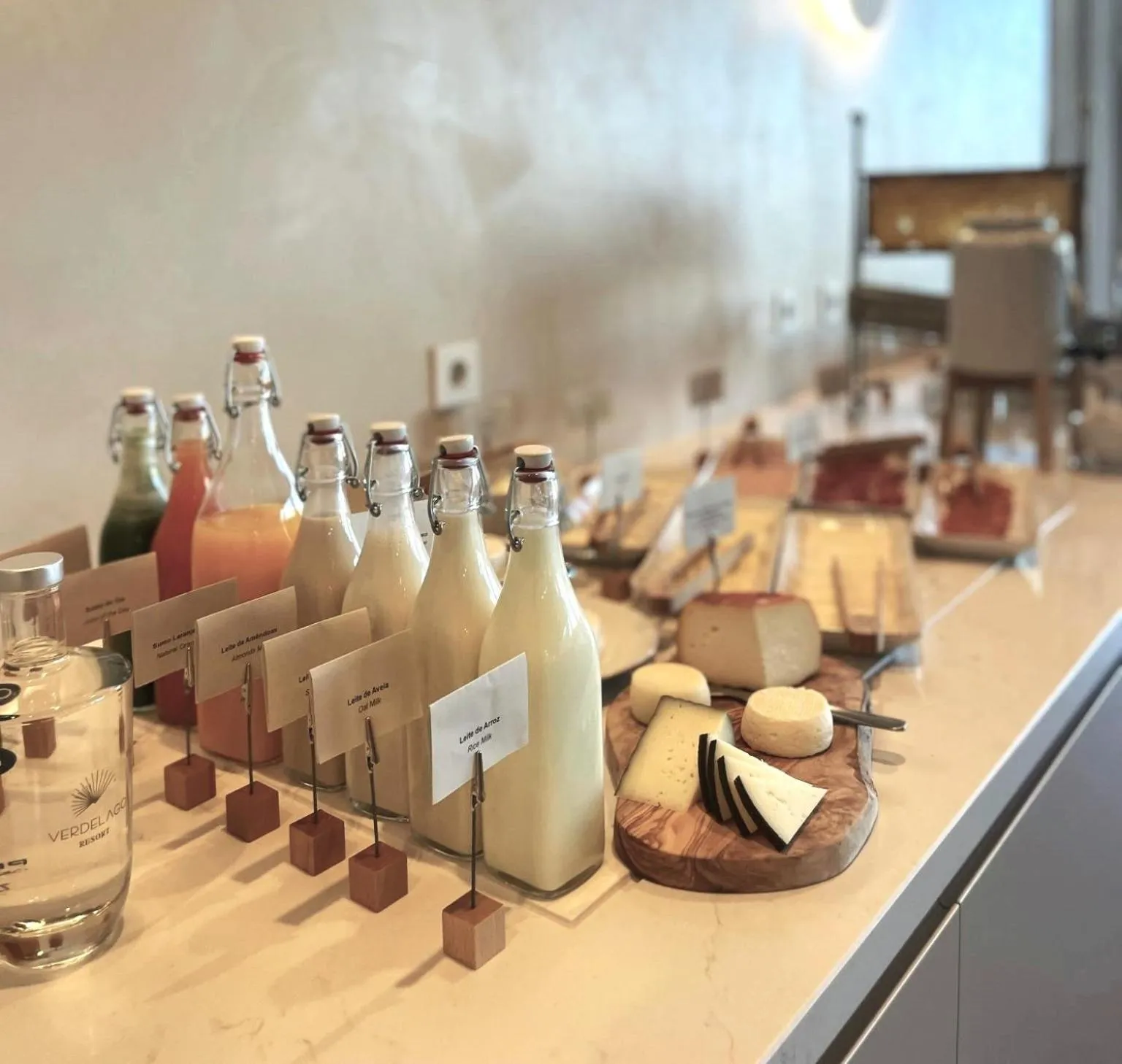 Buffet breakfast in Verdelago Resort