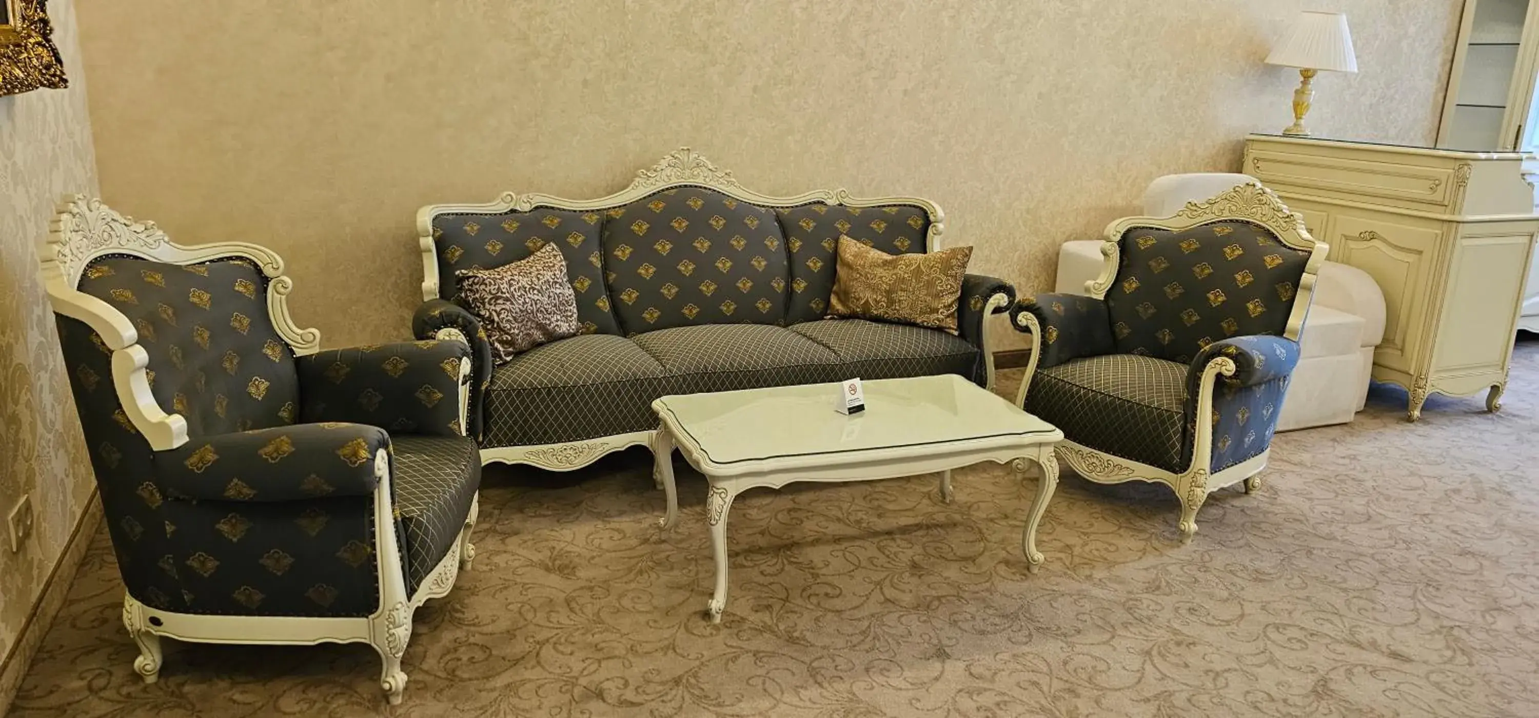 Deluxe King Studio in Savoy Hotel Deluxe King Studio in Savoy Hotel