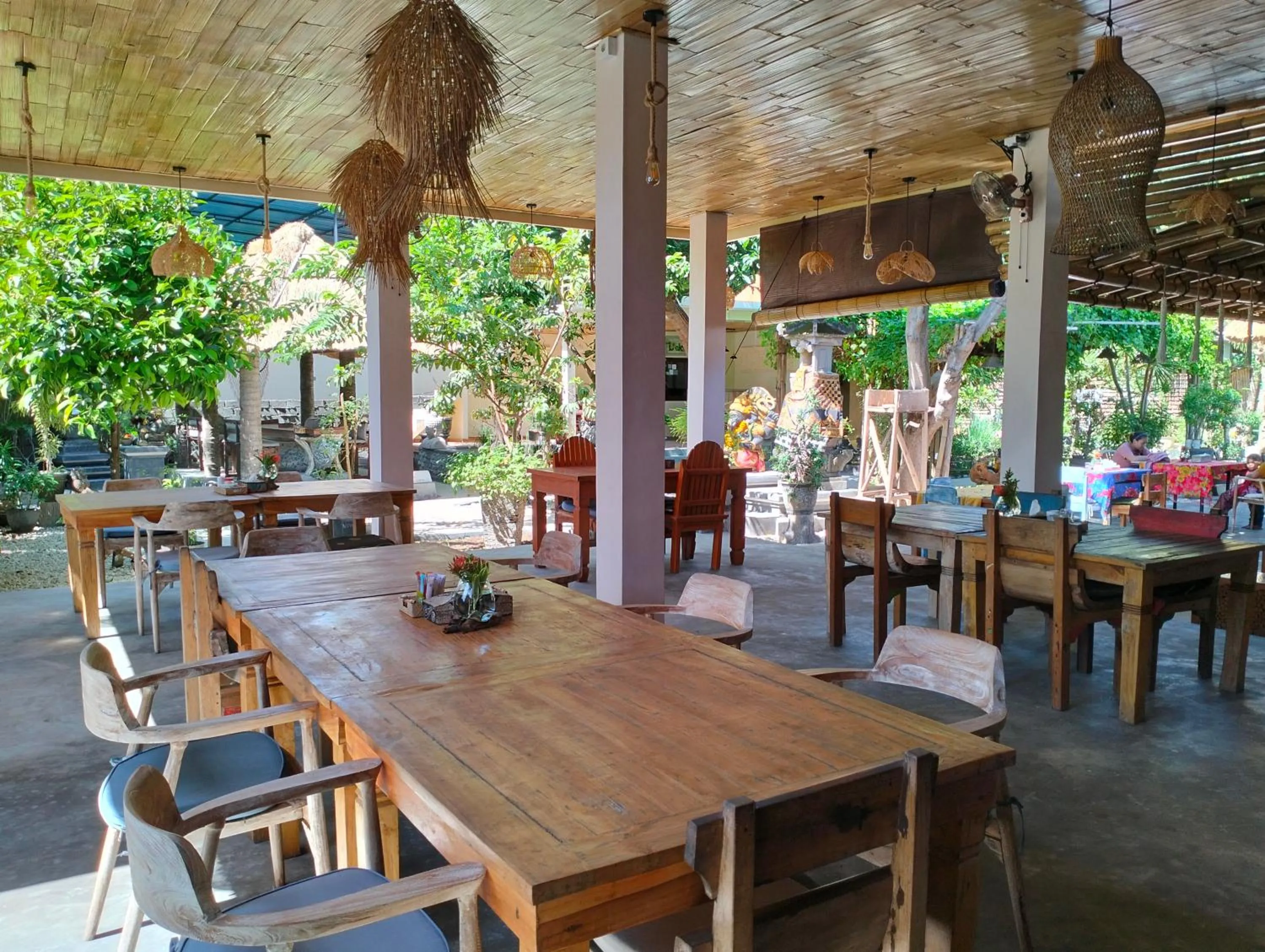 Restaurant/places to eat in Amed Harmony Bungalows And Villas