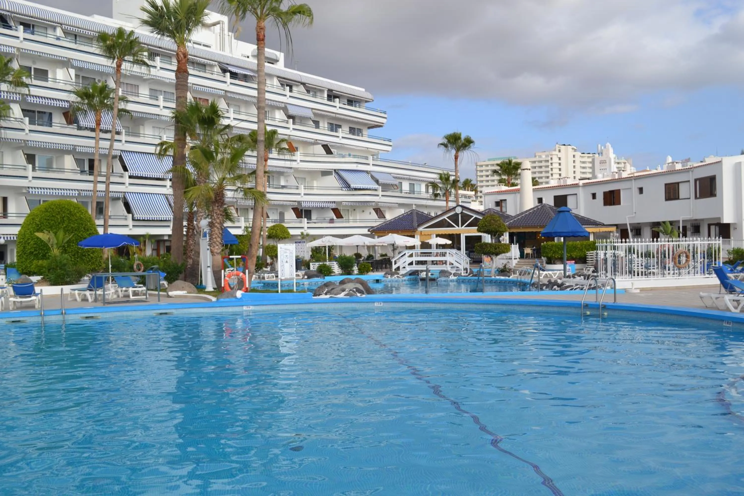 Pool view in Apartamentos Garden Atlantis en Club Atlantis