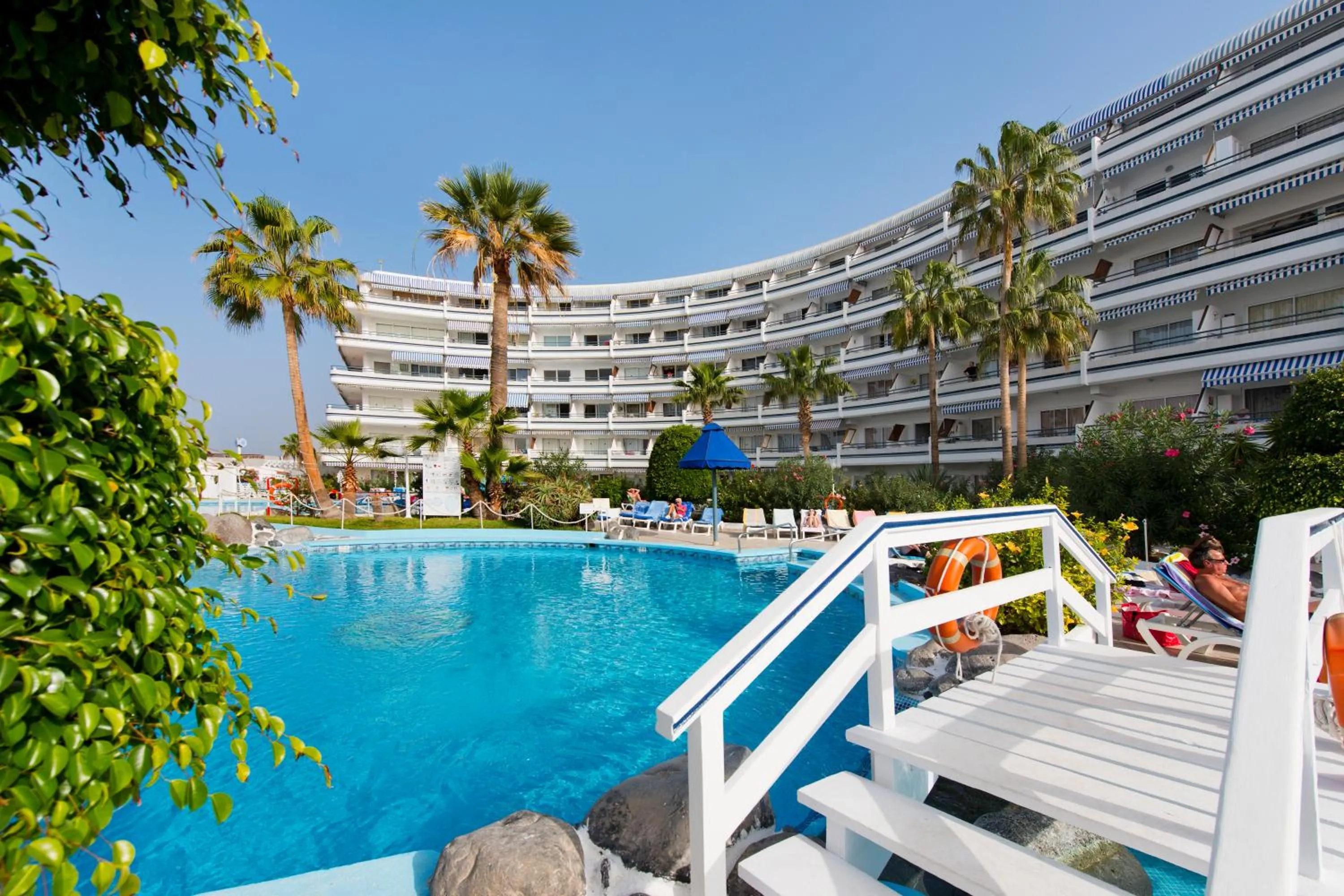 Pool view in Apartamentos Garden Atlantis en Club Atlantis