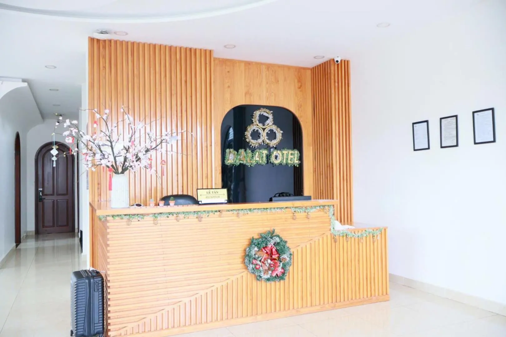 Lobby or reception in Otel Hotel Dalat