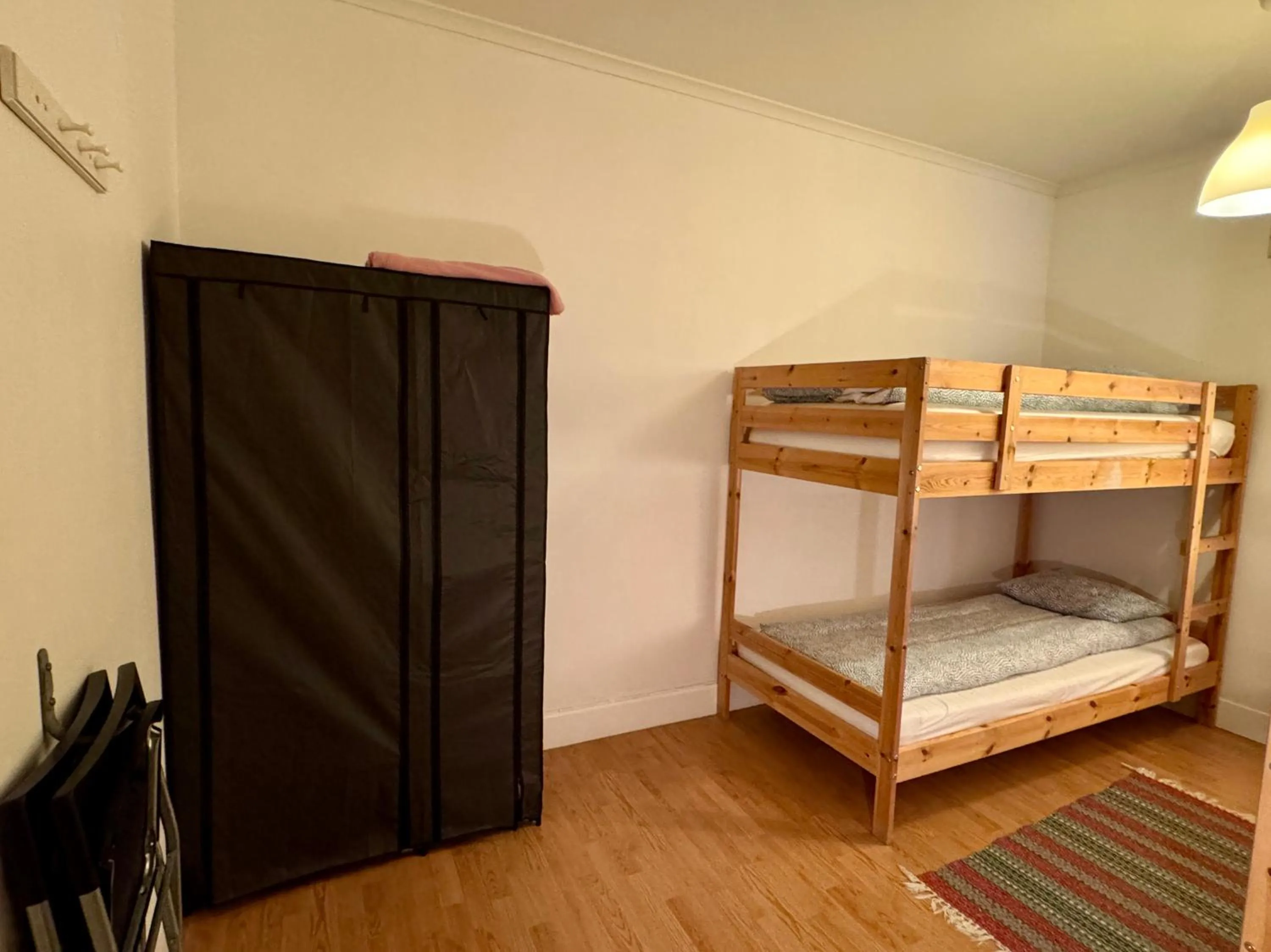 Bed in Hässlebogården Turist & Konferens