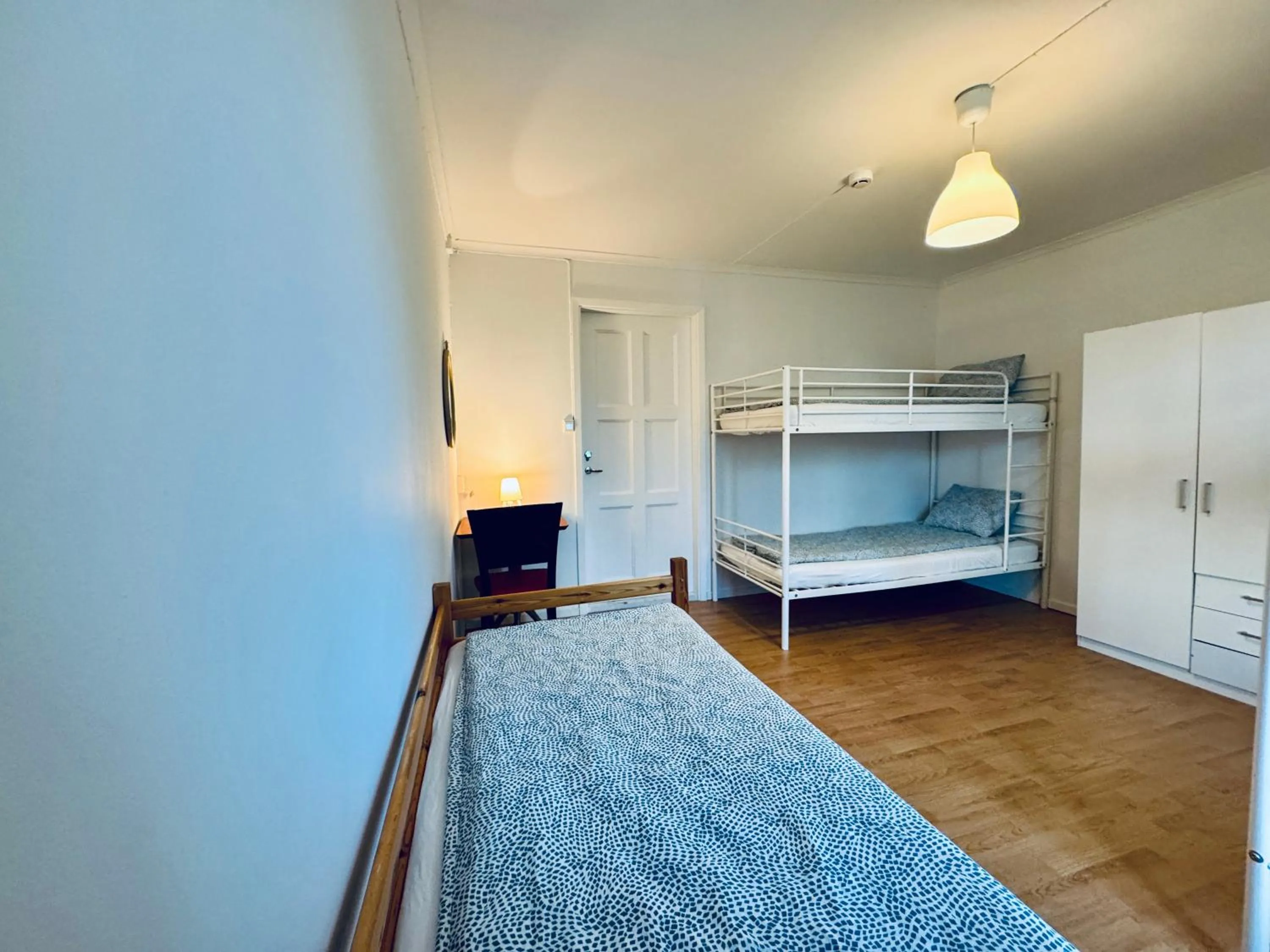 Bed in Hässlebogården Turist & Konferens