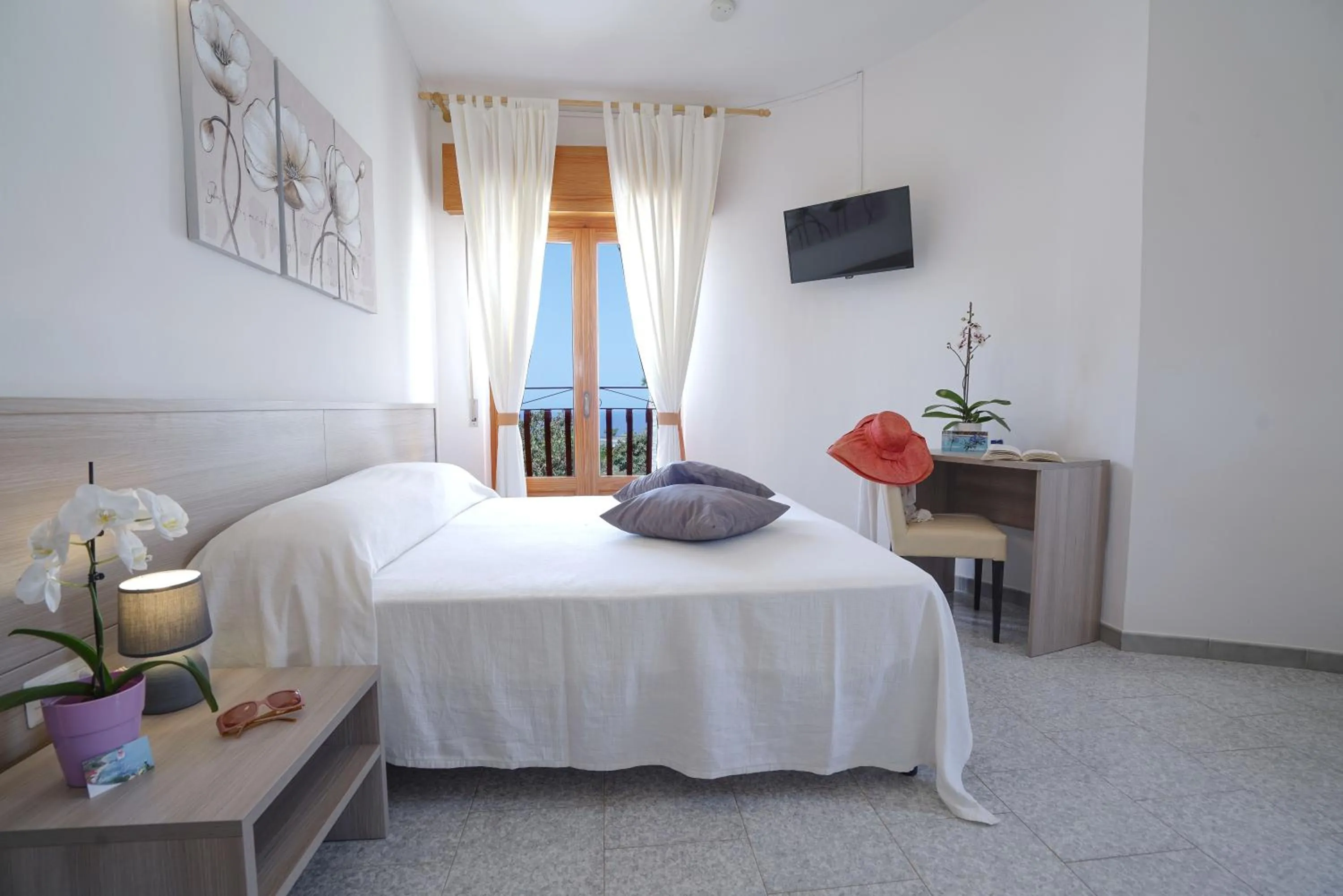 Bed in Hotel Residence Costa Azzurra