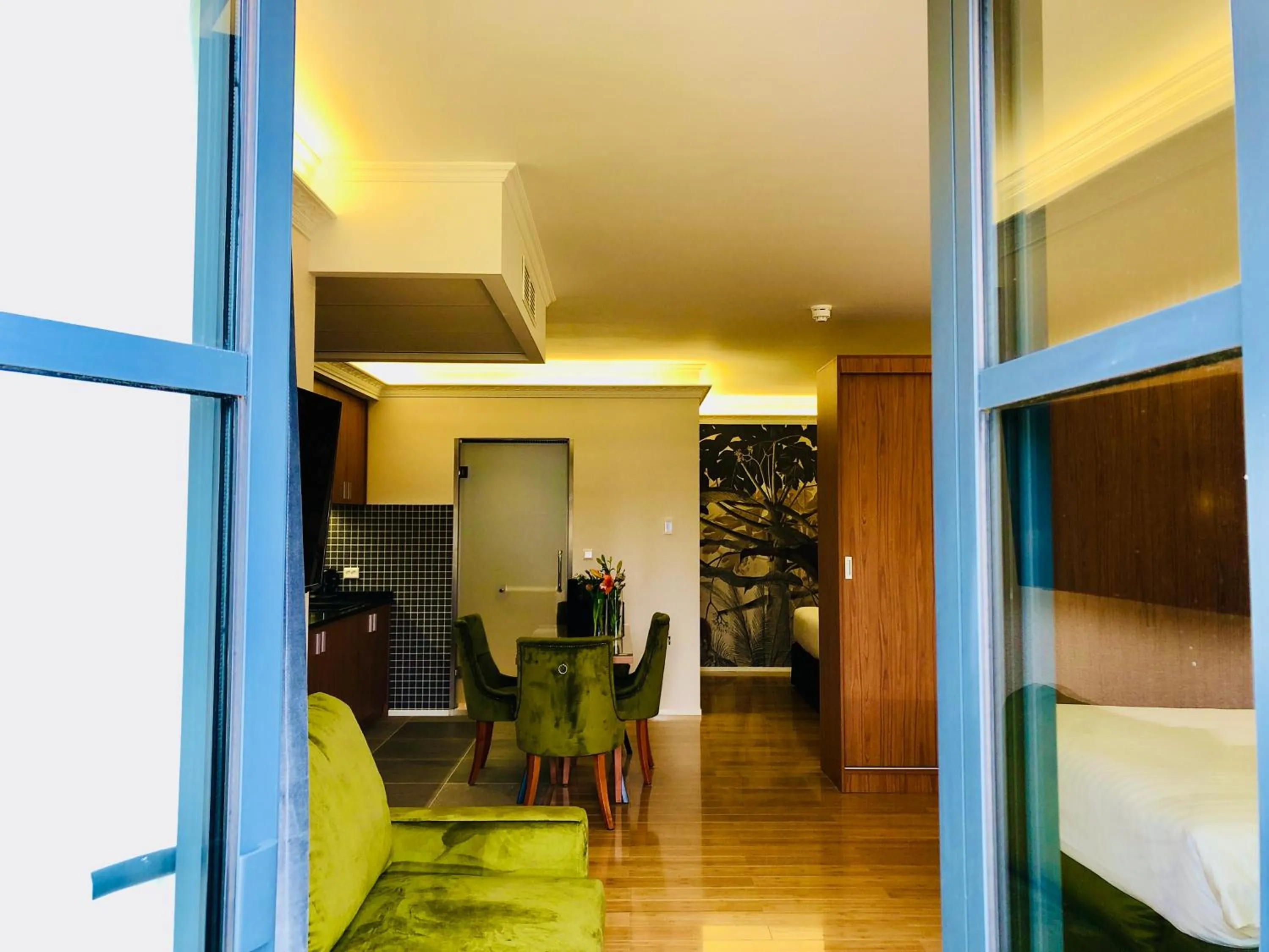 Bed in Chasse Residency Hotel