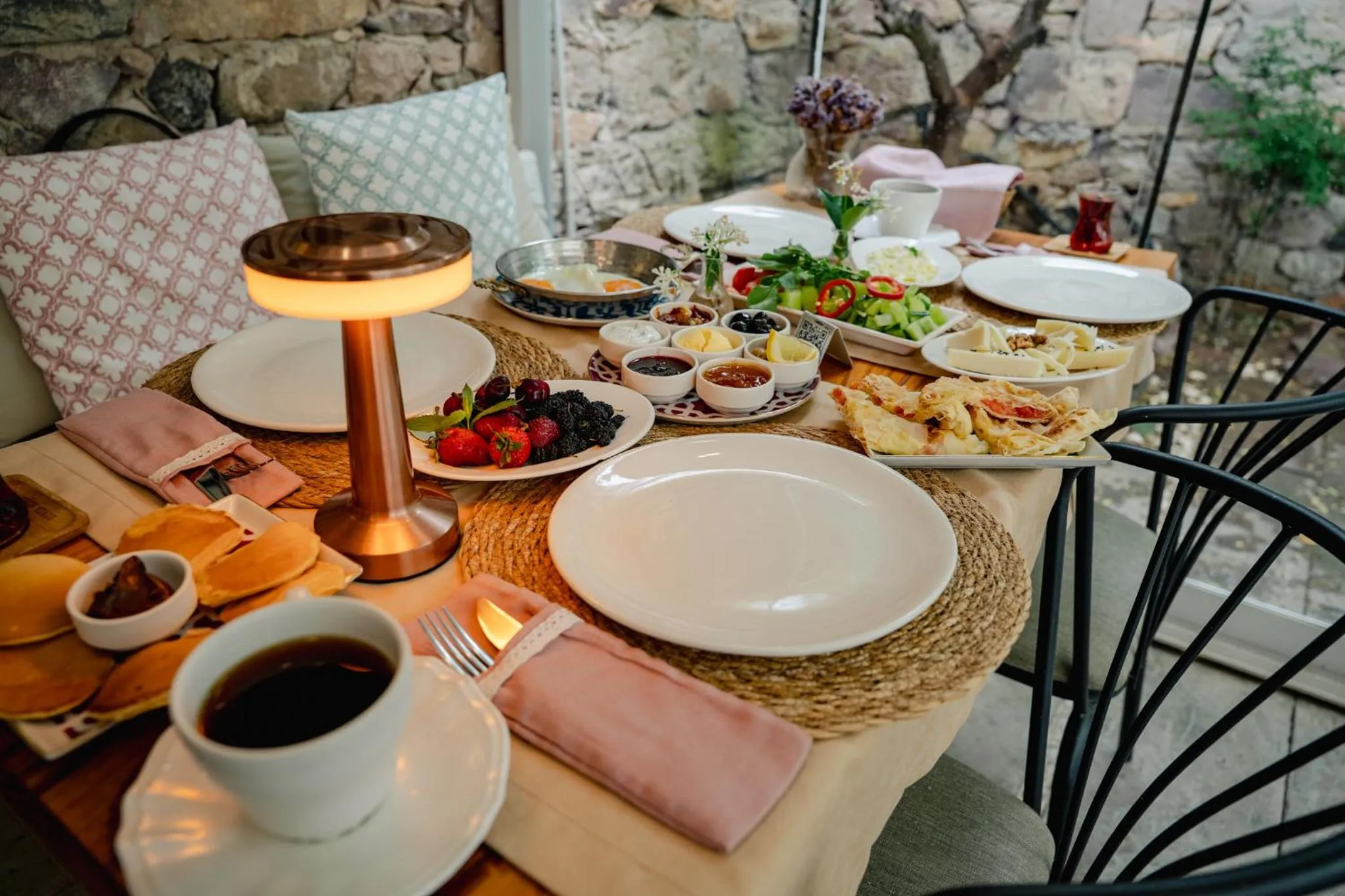 Food and drinks in Cunda ILIOS