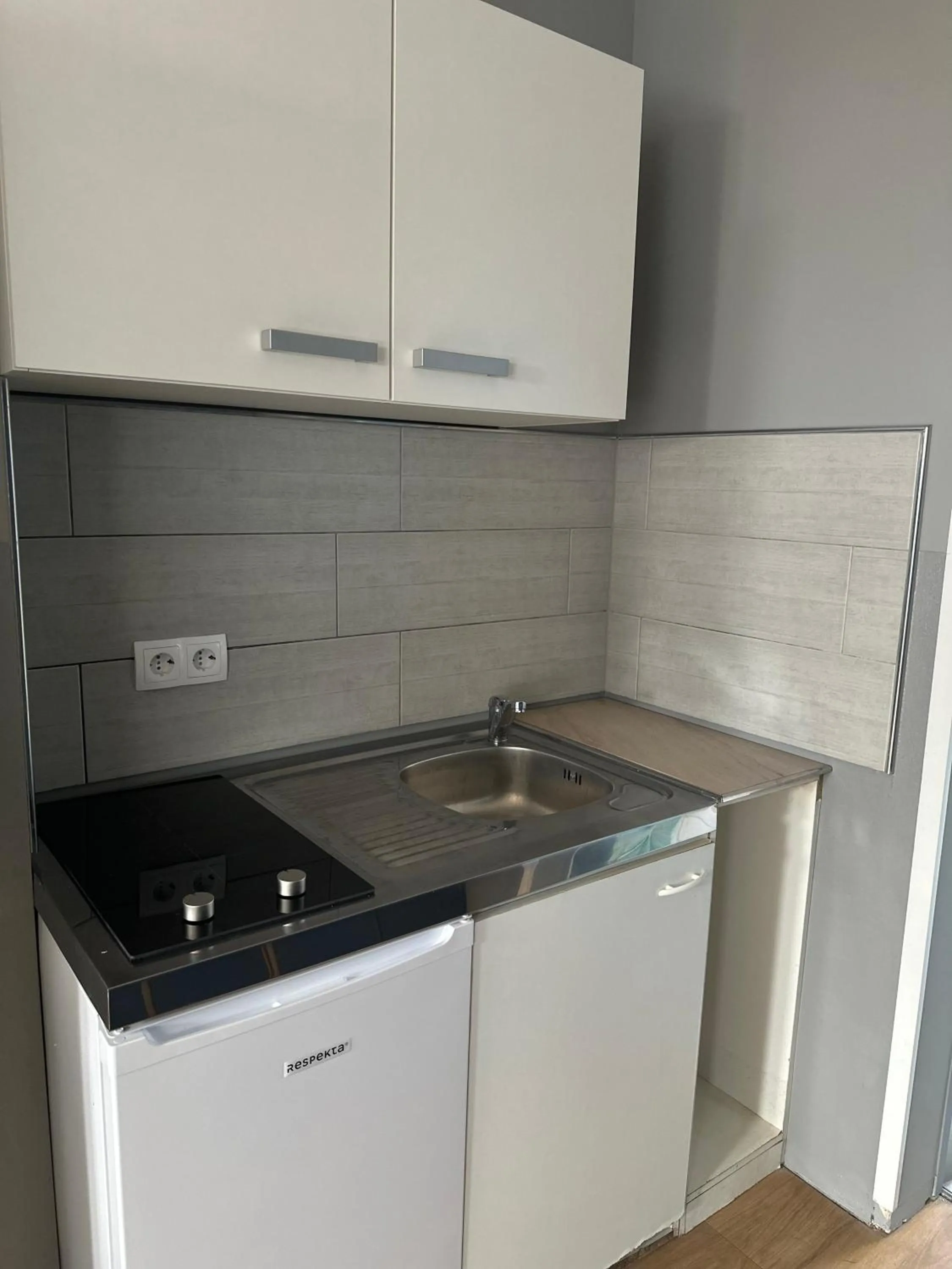 Kitchen or kitchenette in Hotel Fly ´ In