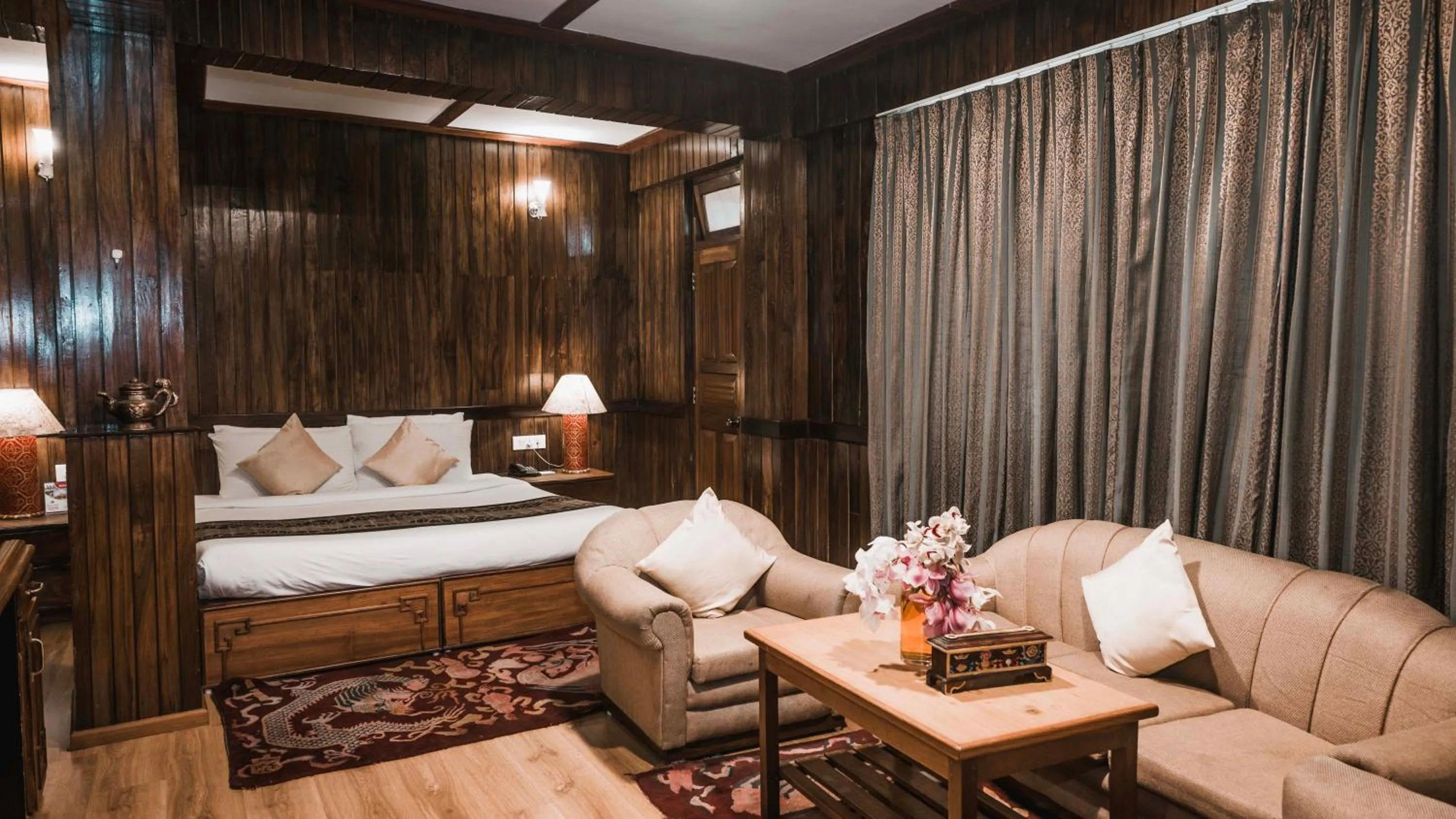 Bed in Orchid Lords Eco Inn Gangtok