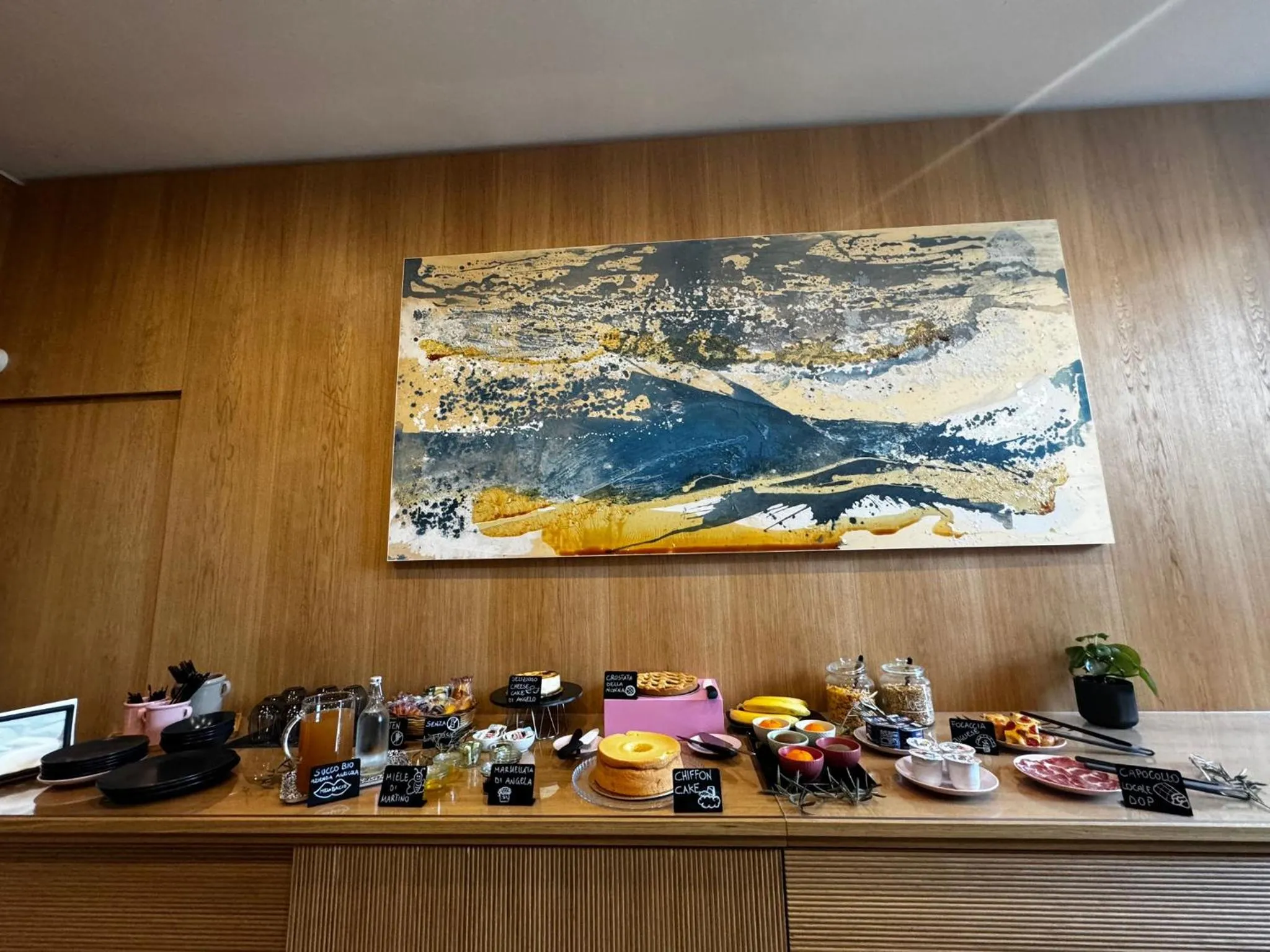 Lisetta Gardens Boutique & Suites