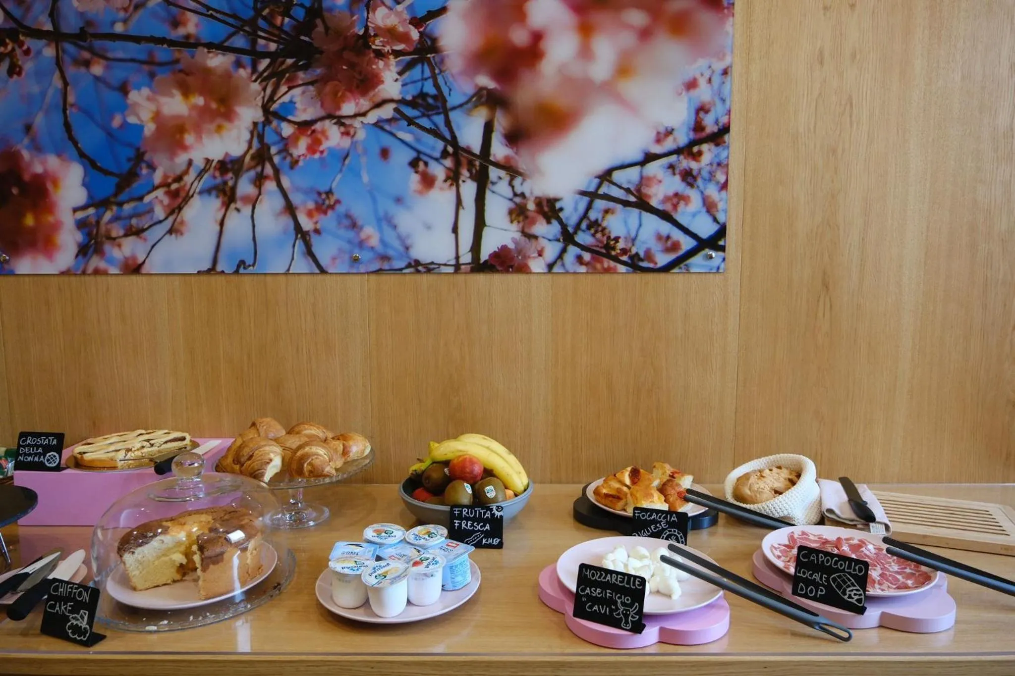 Lisetta Gardens Boutique & Suites