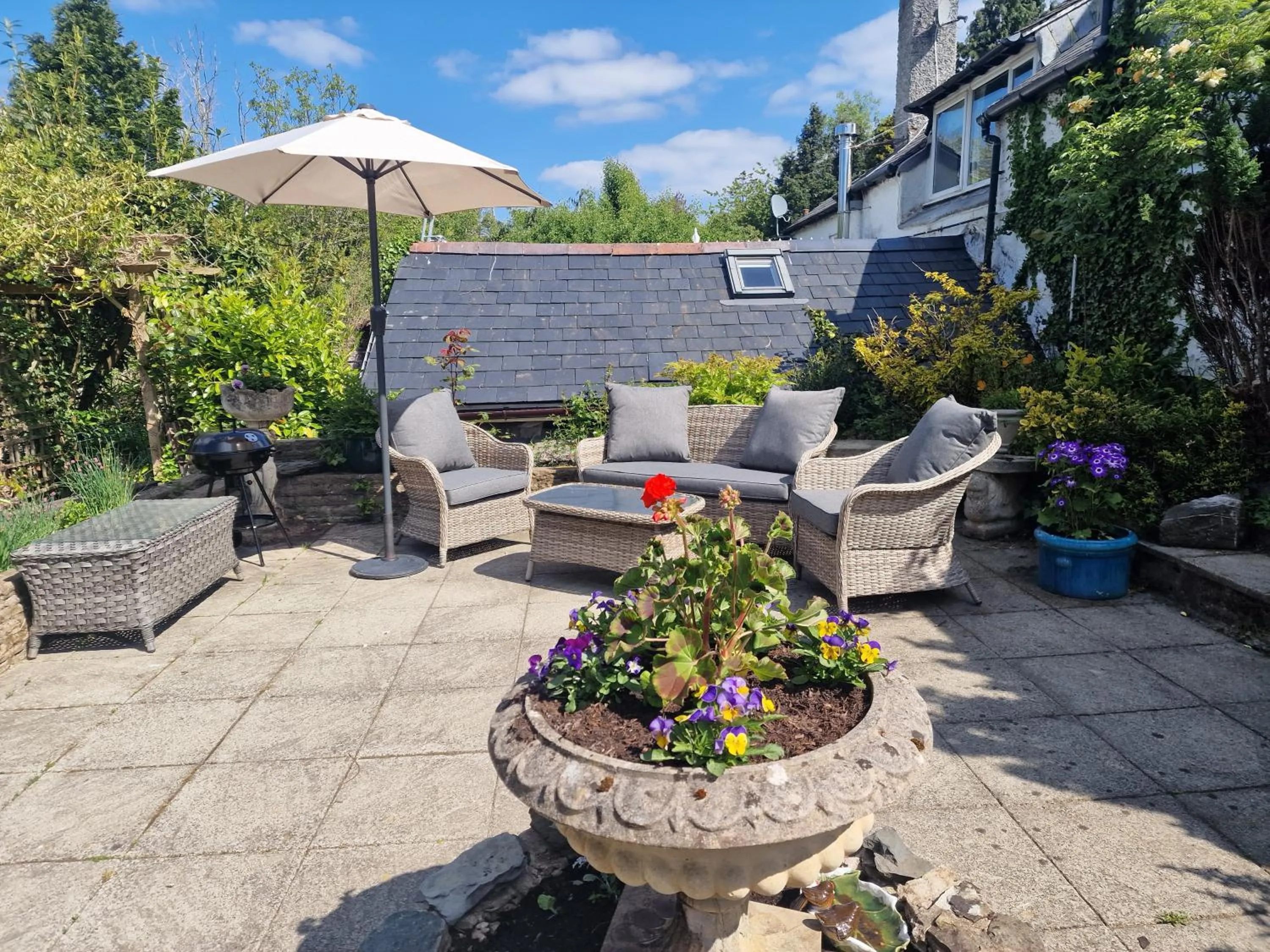 Garden in Glyn Isa Country House luxury self catering accommodation