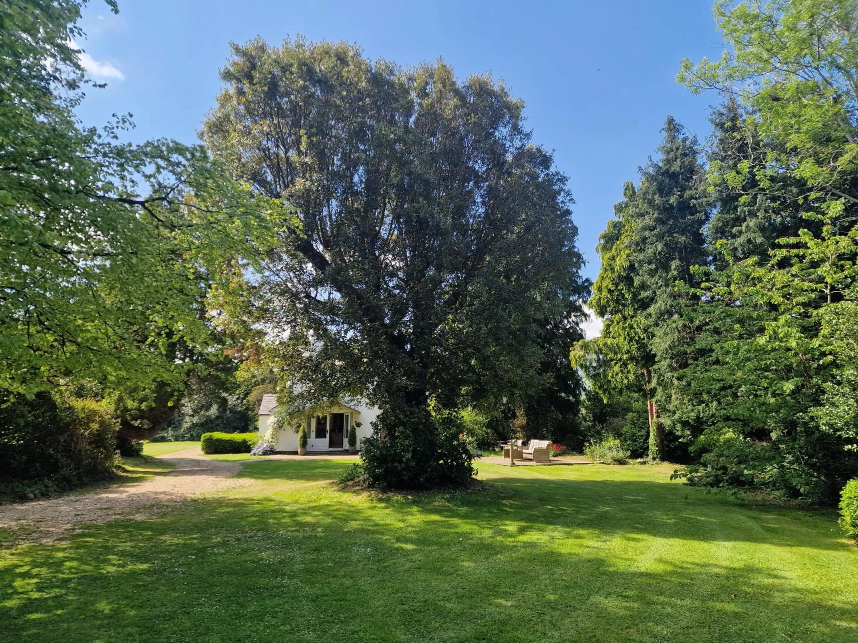 Garden in Glyn Isa Country House luxury self catering accommodation