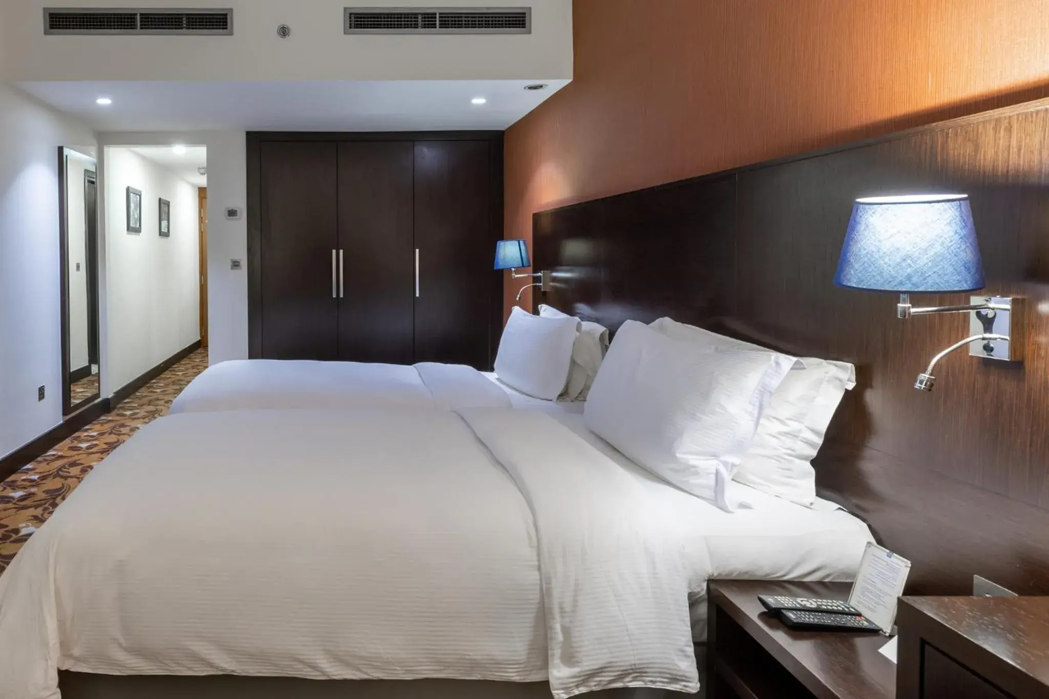 Guest Room - single occupancy - Twin Beds in Babylon Rotana Hotel Guest Room - single occupancy - Twin Beds in Babylon Rotana Hotel