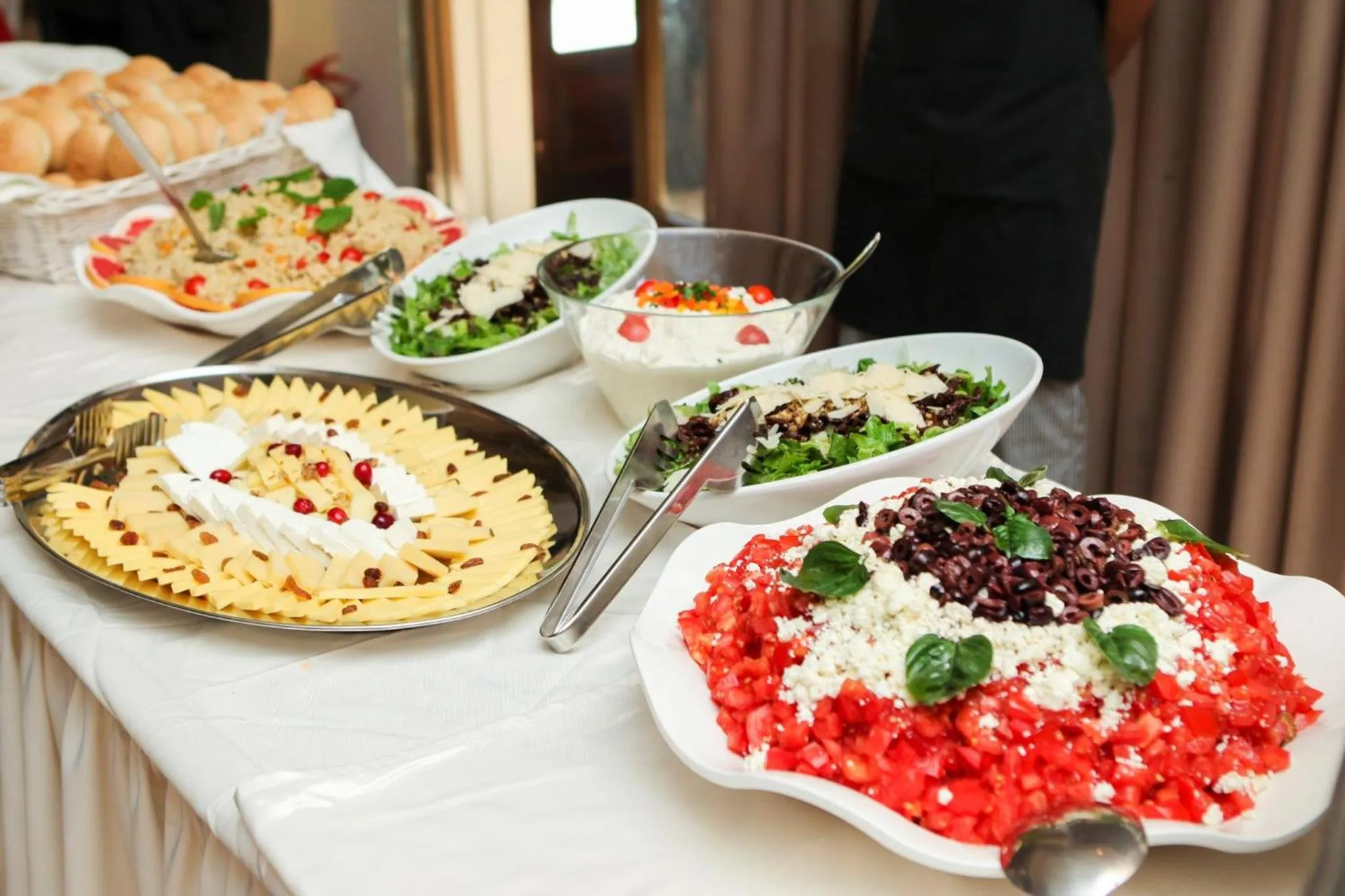 Restaurant/places to eat in Assembly Hotel