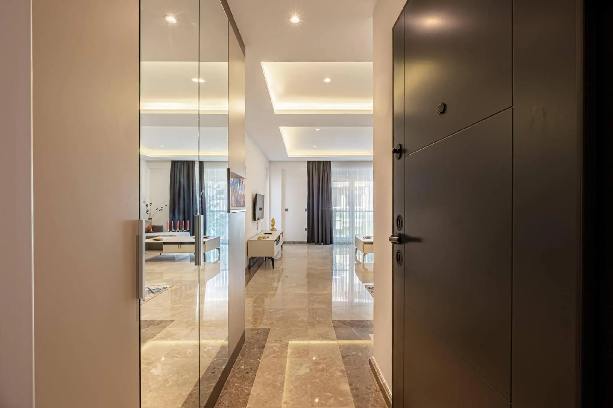 wardrobe in Belek Deluxe Suit