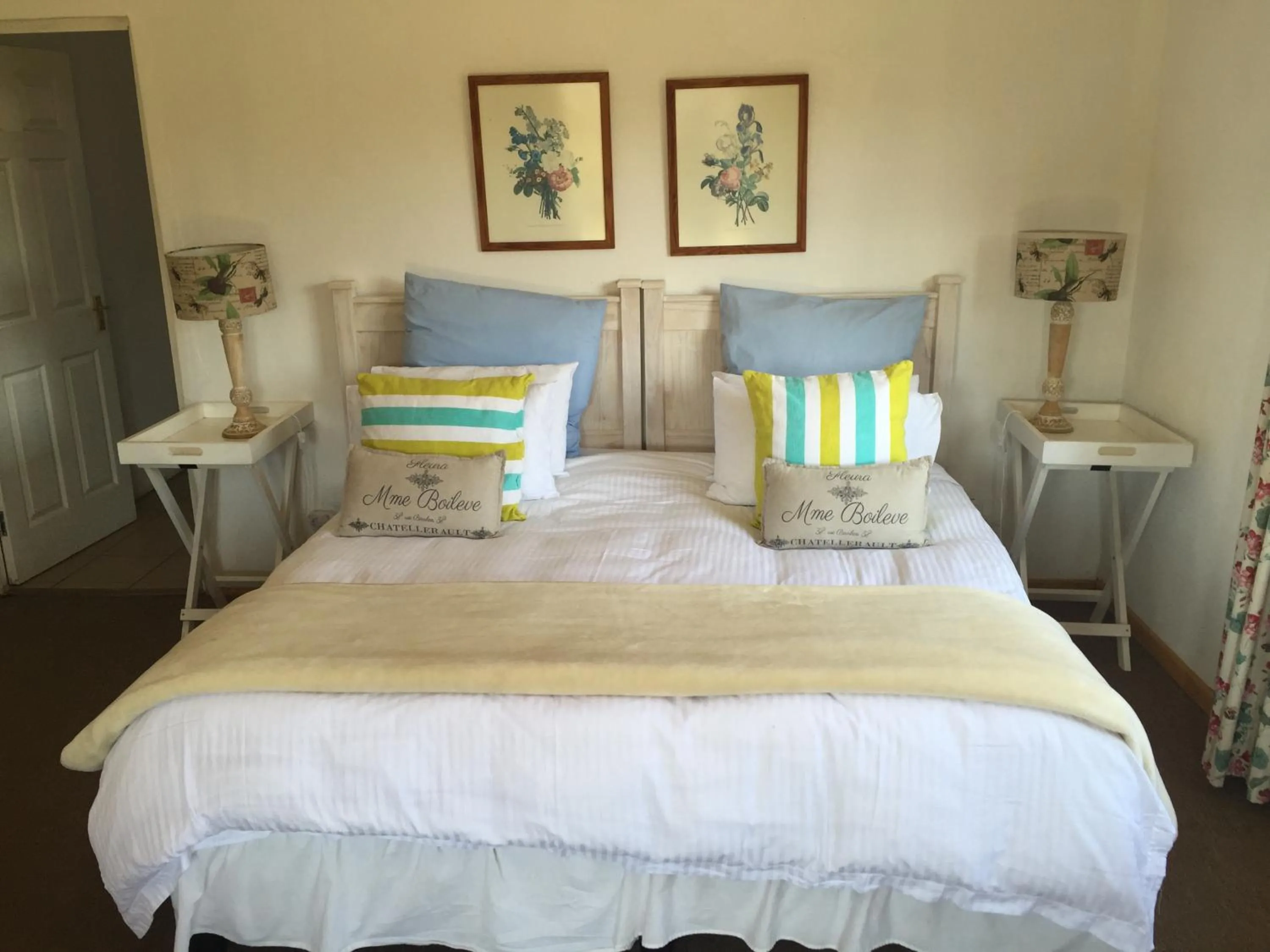 Bed in Beacon Vlei Guest farm