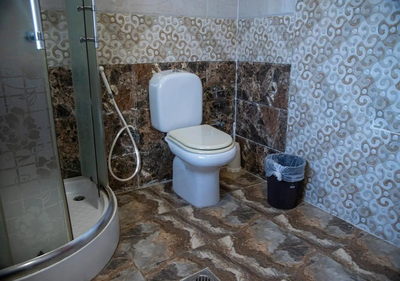 Bathroom in Al Nabarees Al Masi Hotel