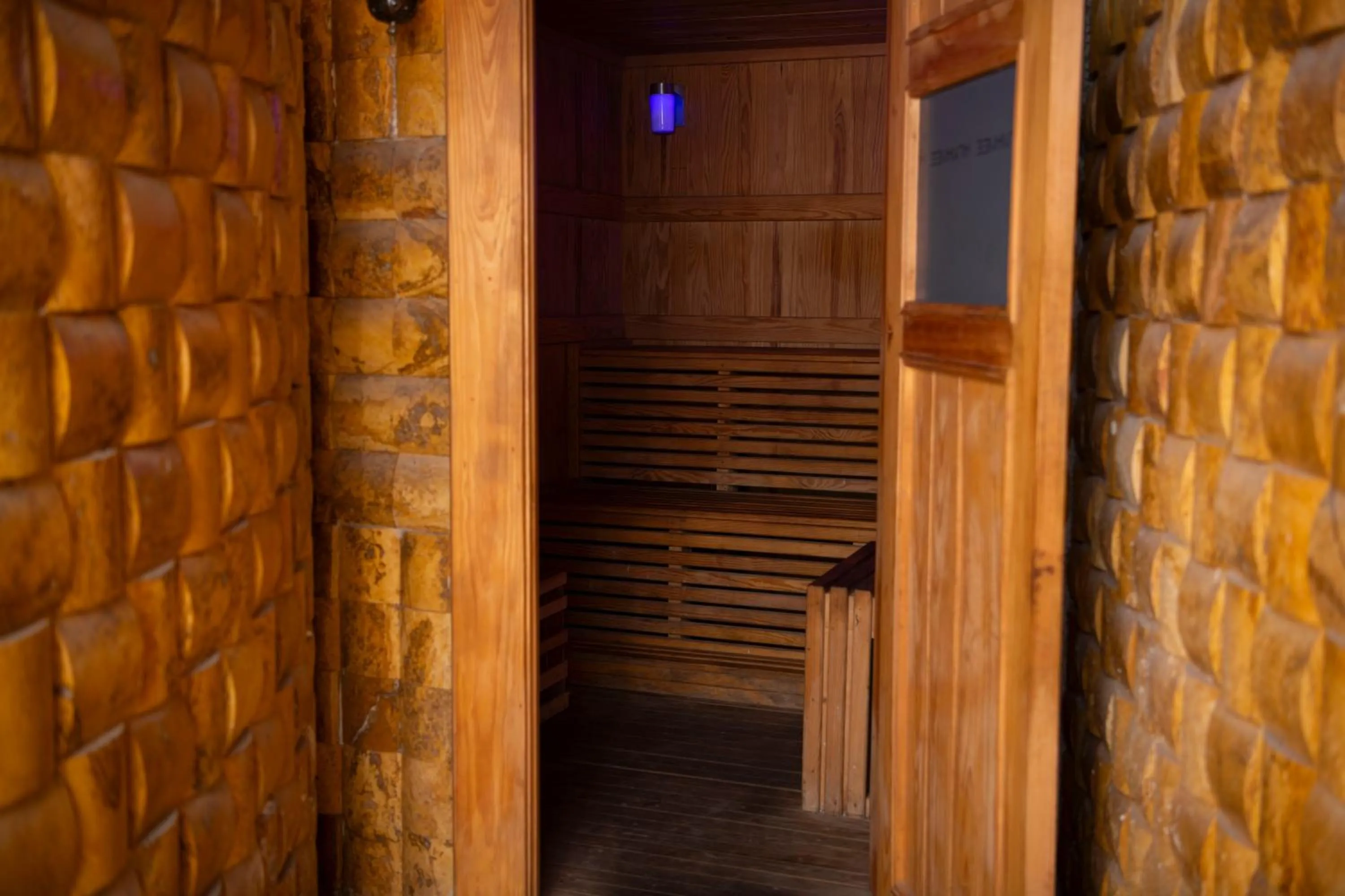 Massage in Al Nabarees Al Masi Hotel