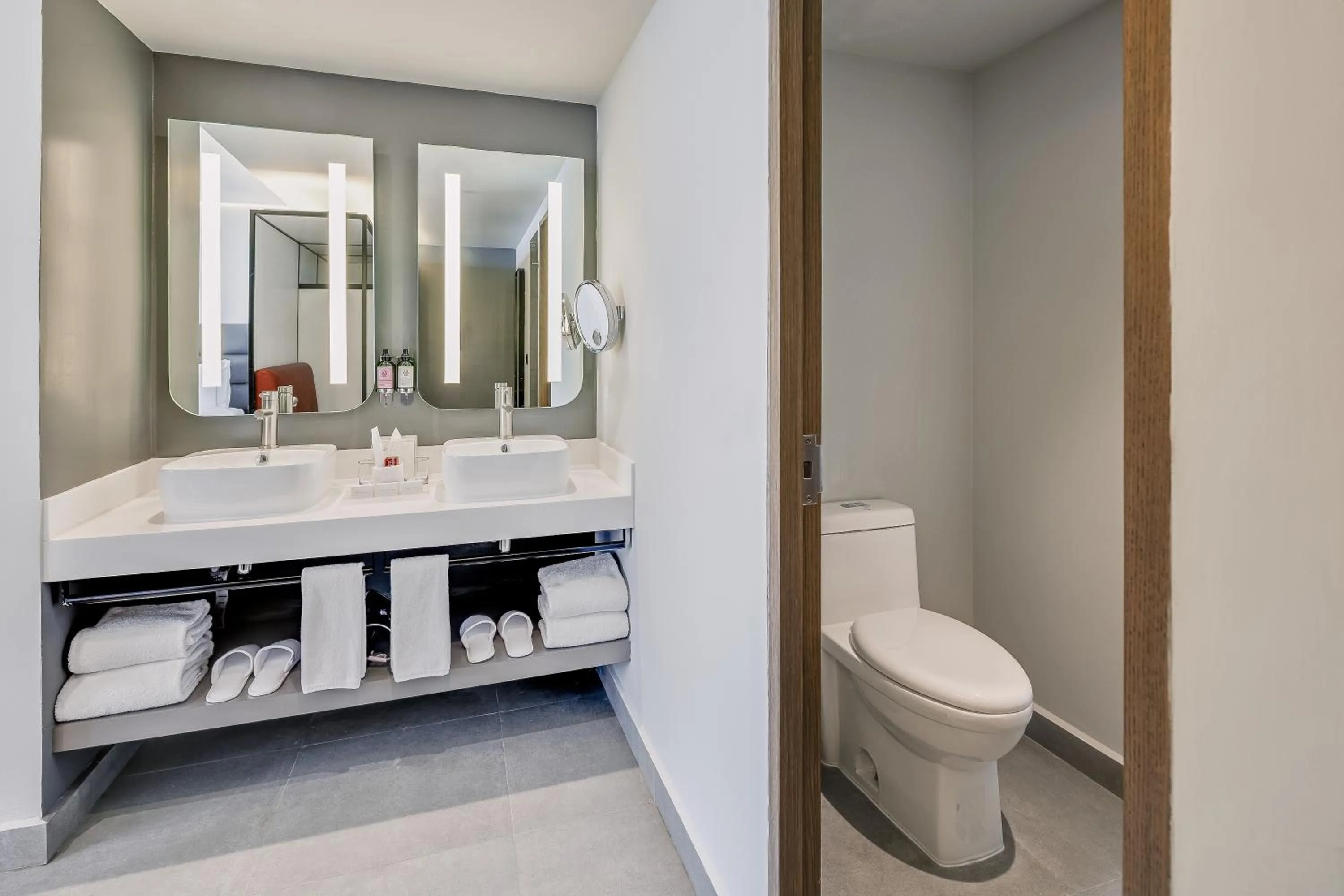 Bathroom in Fiesta Inn Mazatlán