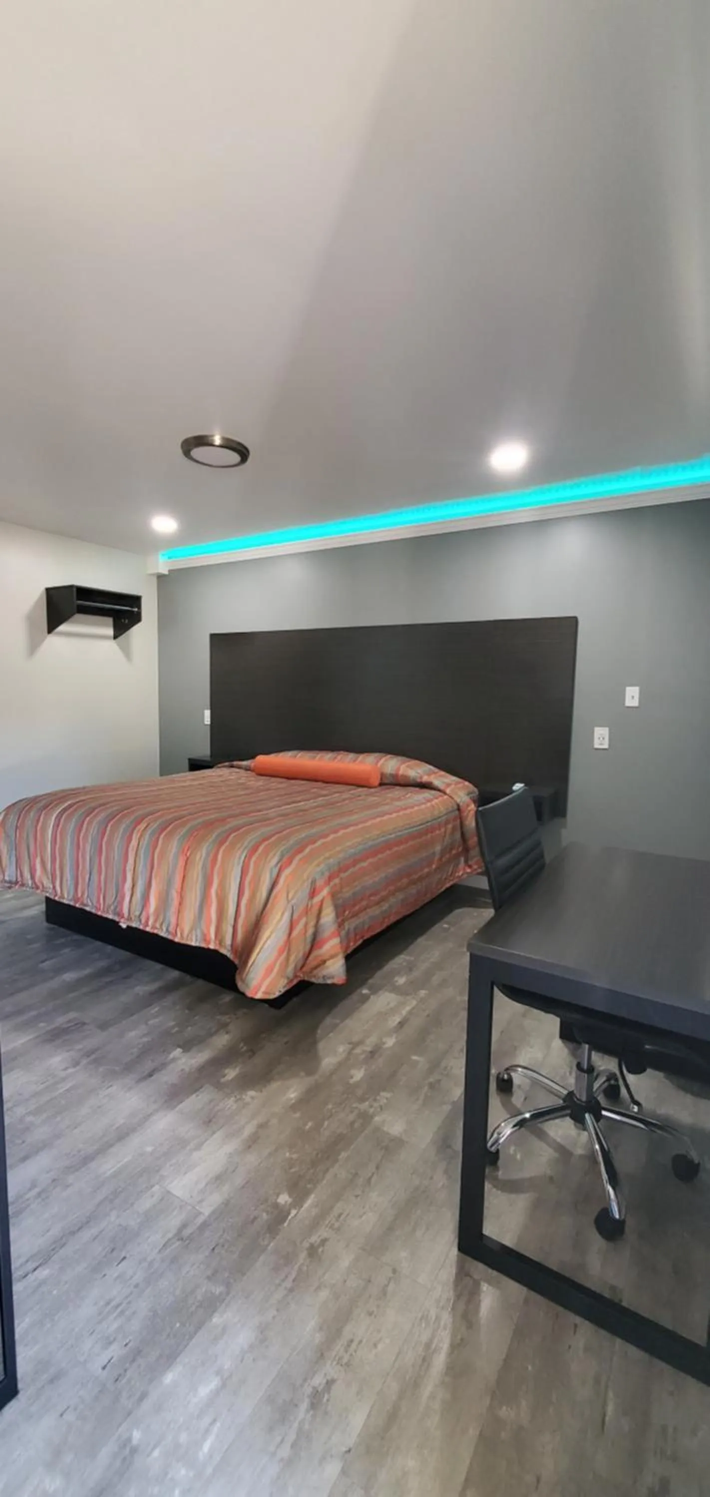 Bed in Villa Rosa Motel