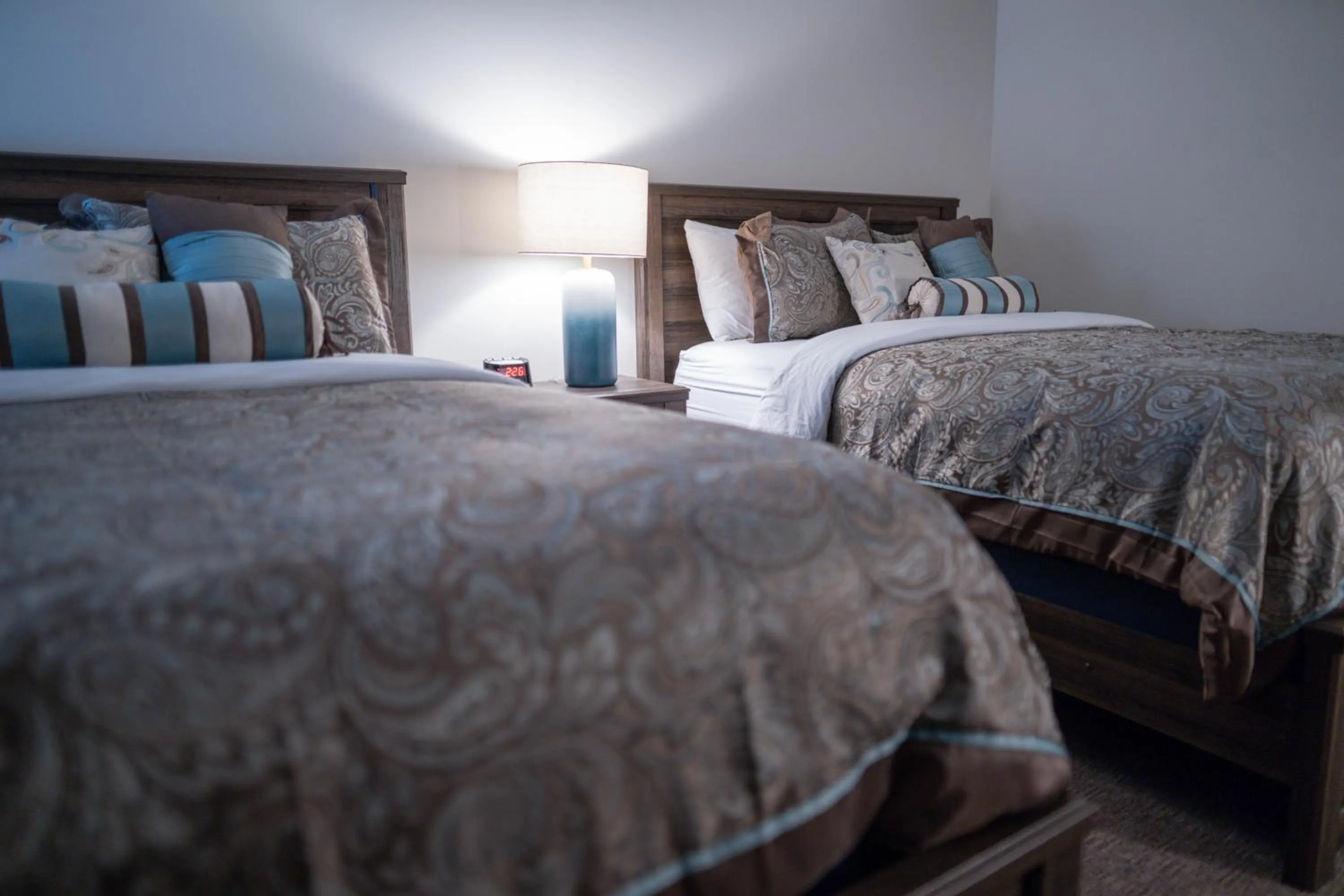 Bed in The Alonzo Ward Hotel