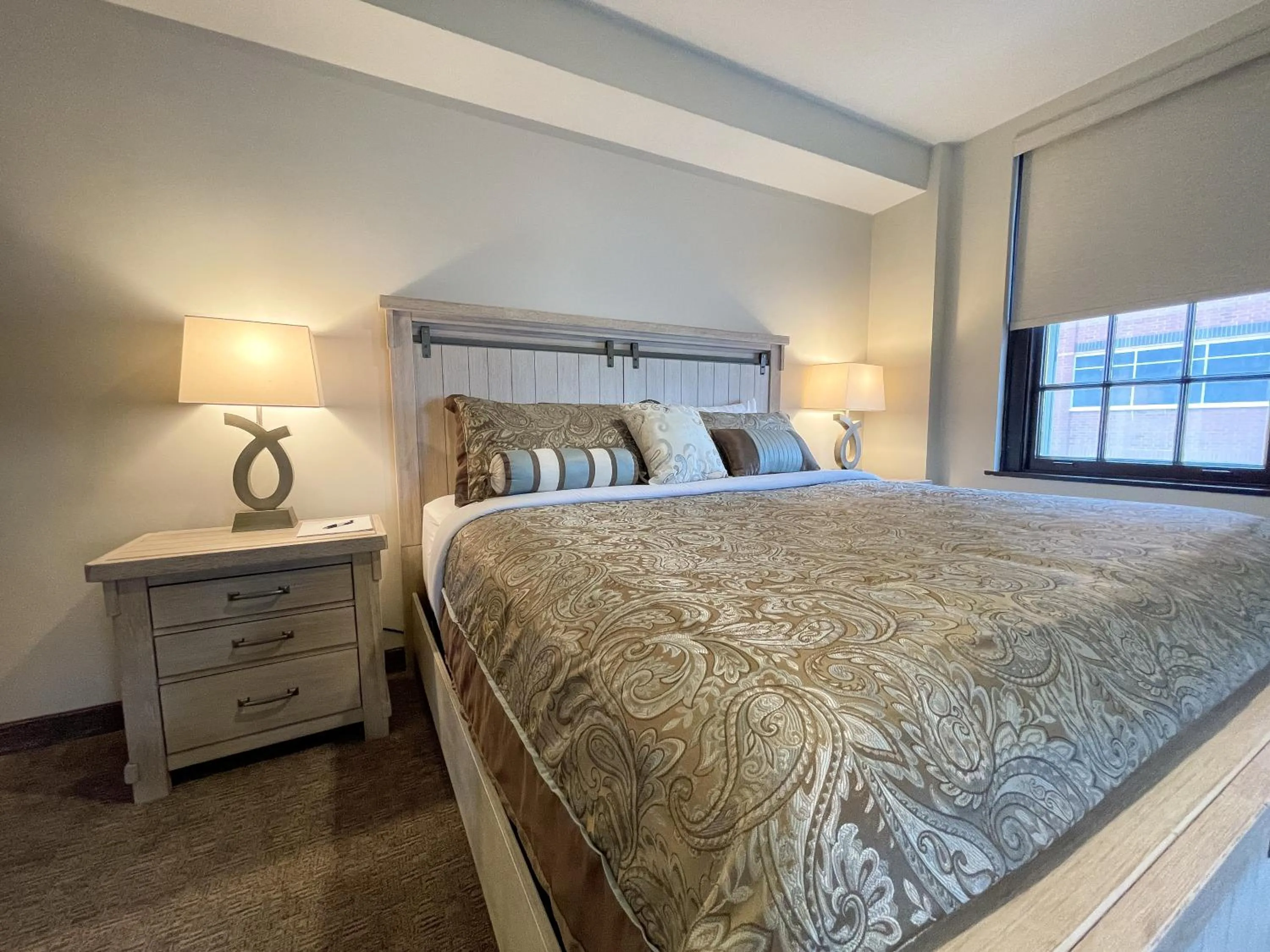 Bed in The Alonzo Ward Hotel