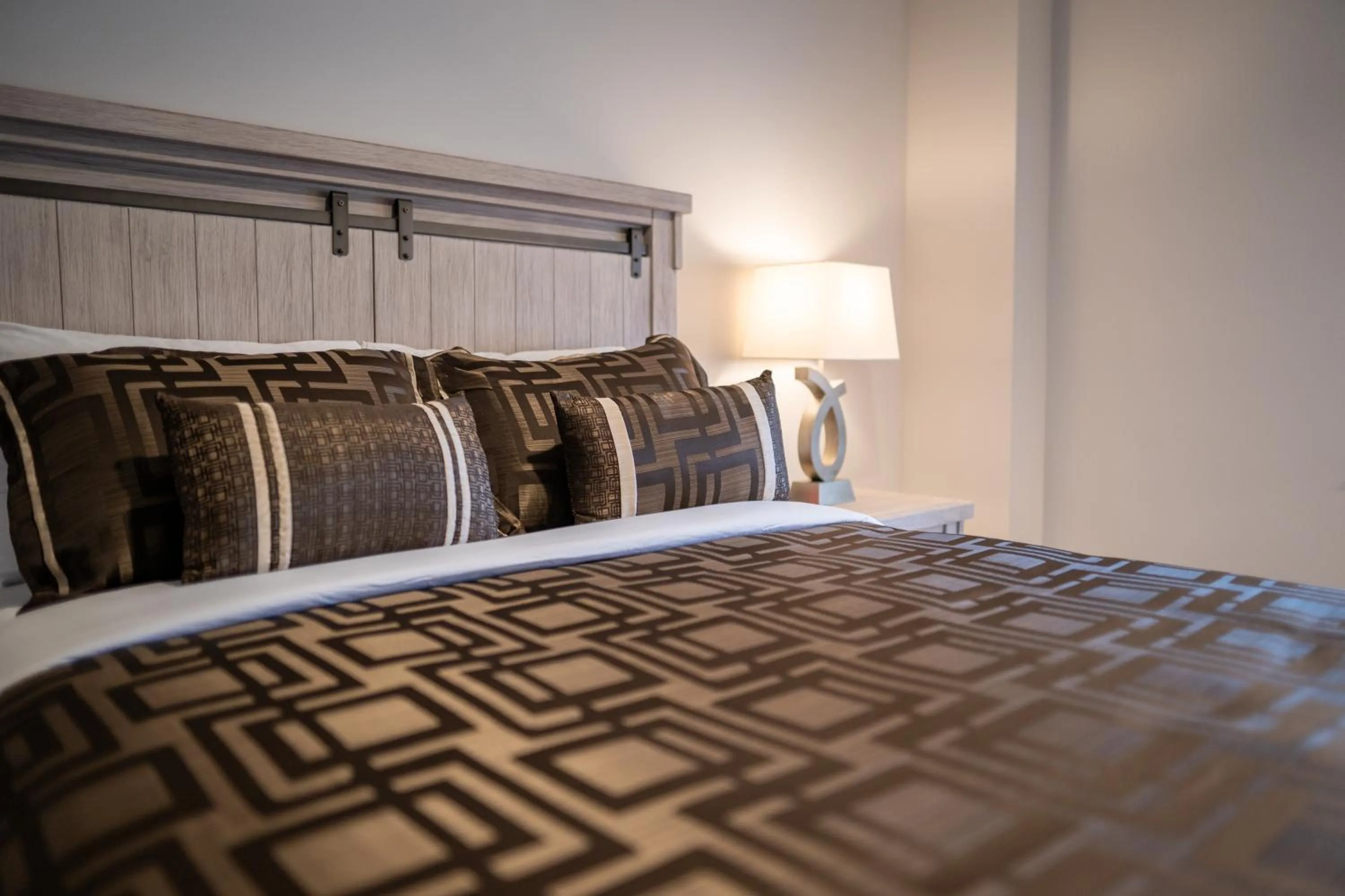 Bed in The Alonzo Ward Hotel